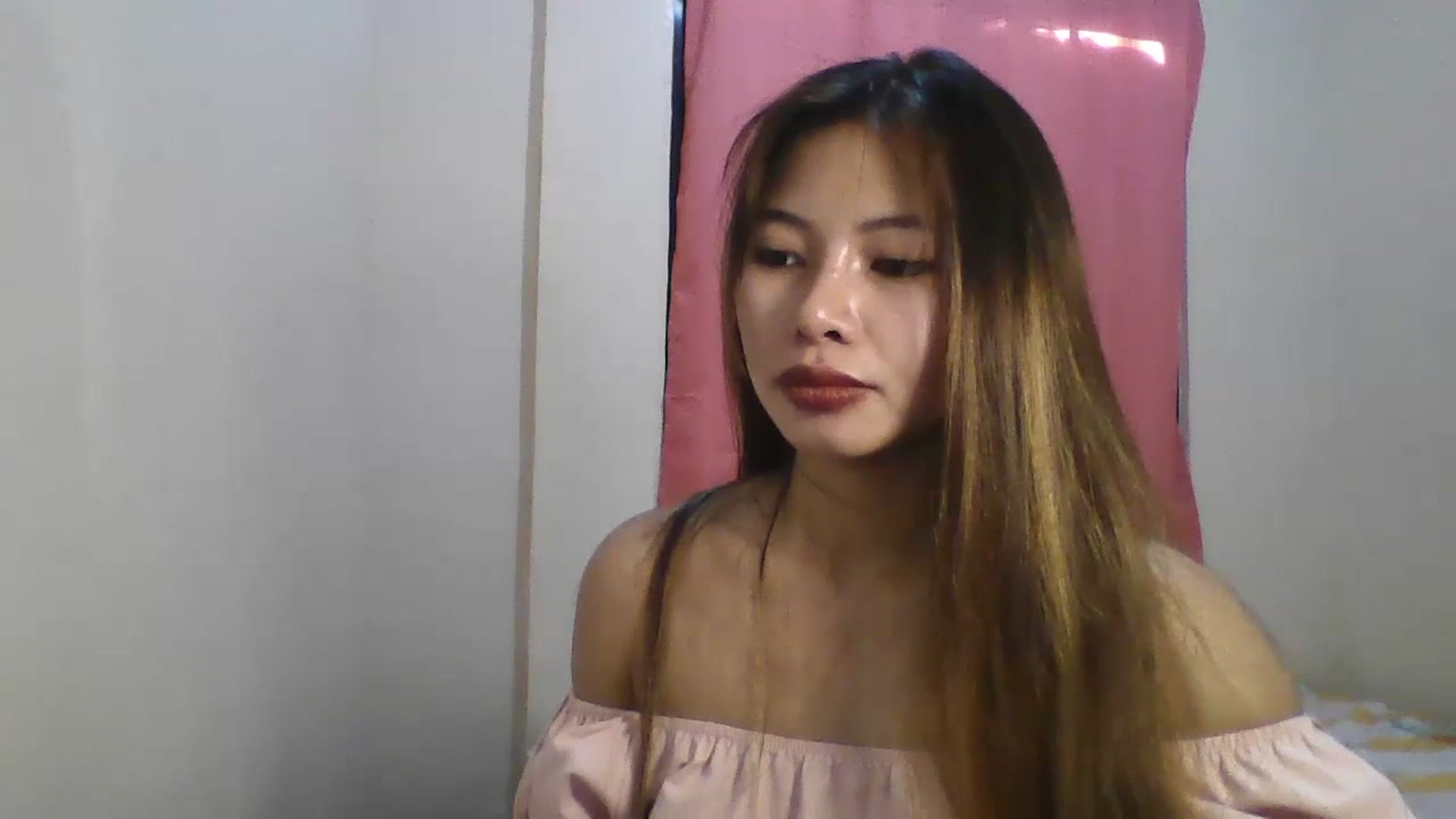 Gallery image thumbnail from Hannapinay's myfreecams stream on, 07/21/2023, 24:03 image 3 of 20