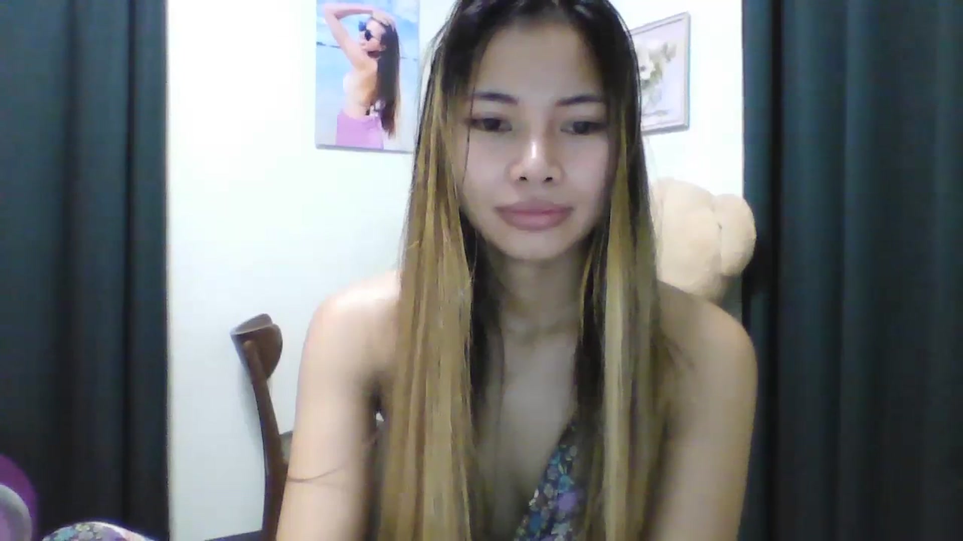 Gallery image thumbnail from Hannapinay's myfreecams stream on, 01/16/2024, 12:00 image 13 of 20