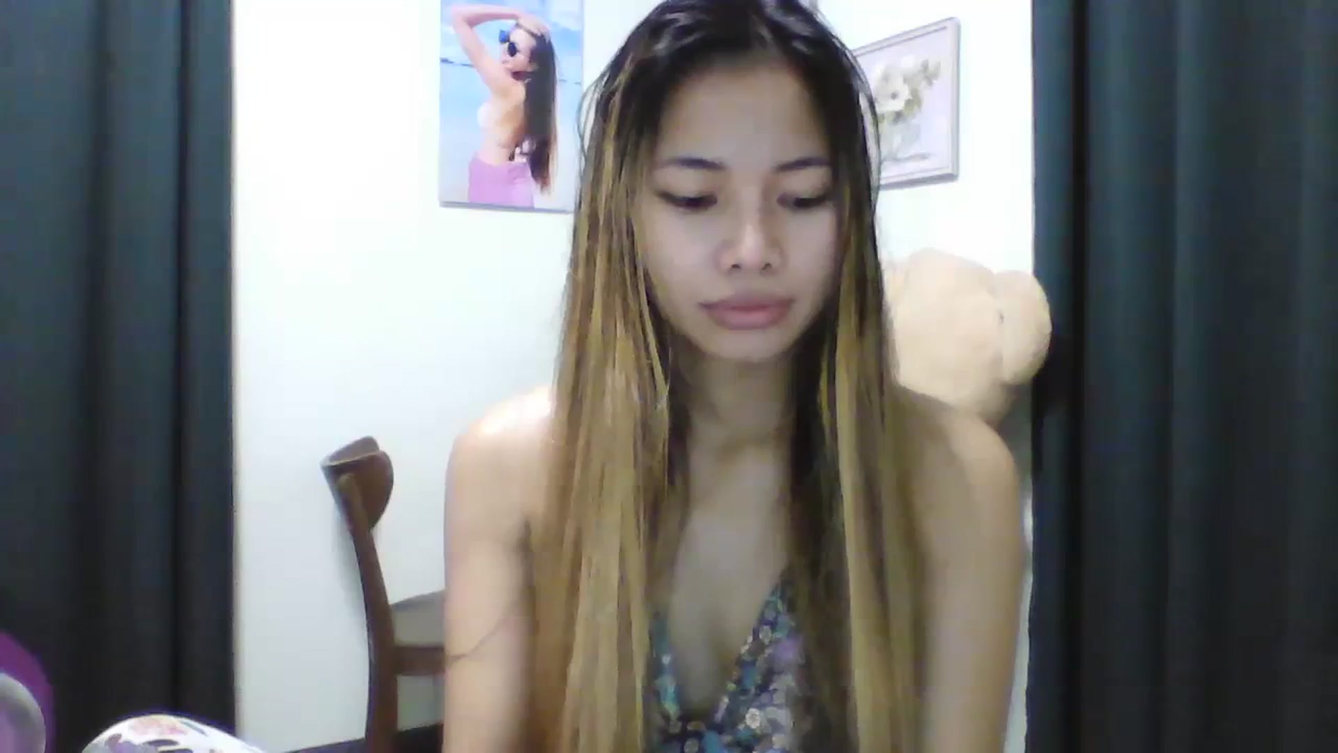 Gallery image thumbnail from Hannapinay's myfreecams stream on, 01/16/2024, 12:00 image 9 of 20