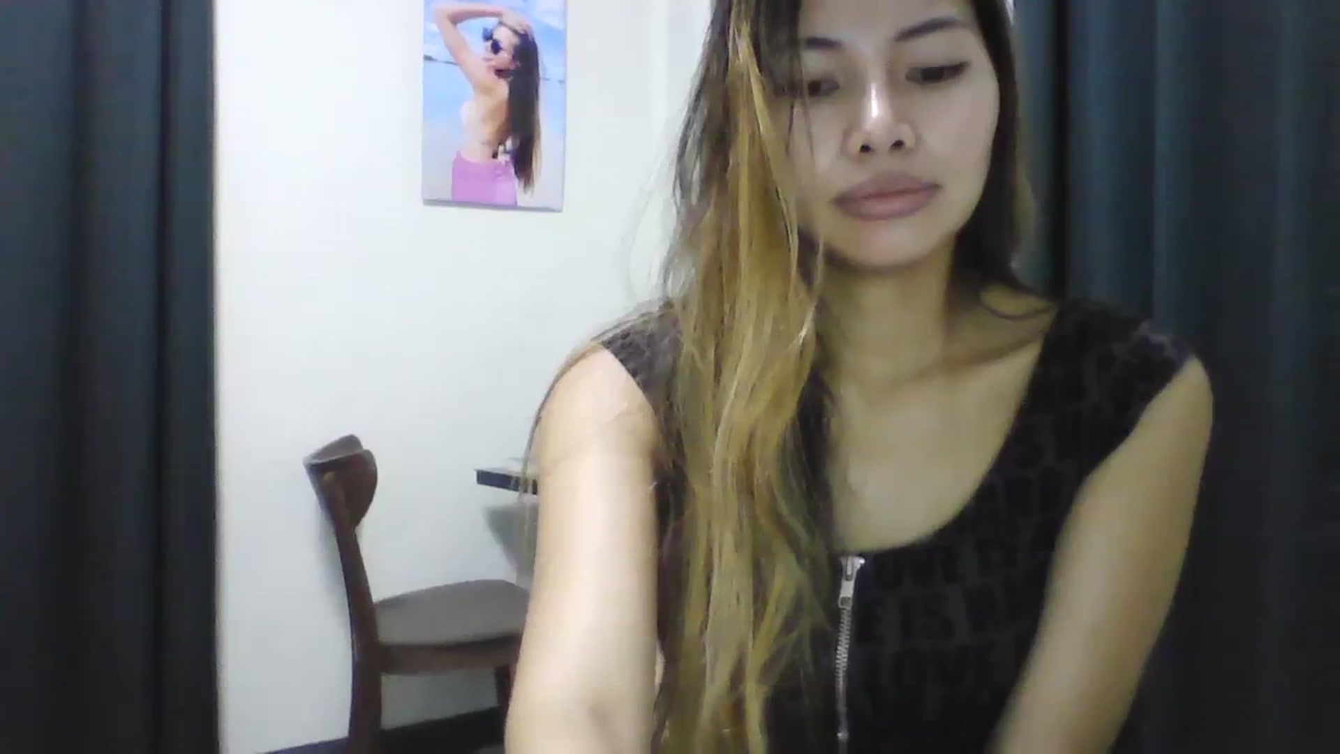 Gallery image thumbnail from Hannapinay's myfreecams stream on, 01/17/2024, 12:39 image 11 of 20