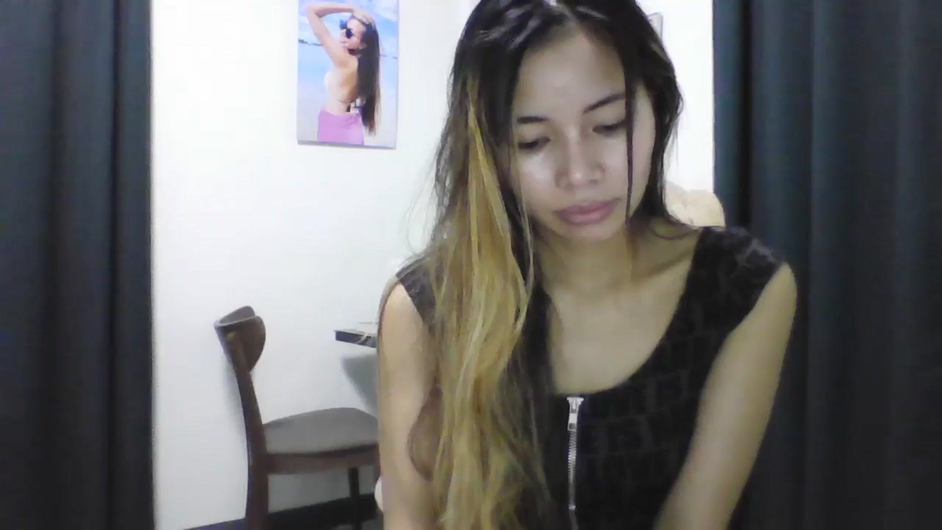 Gallery image thumbnail from Hannapinay's myfreecams stream on, 01/17/2024, 12:39 image 10 of 20