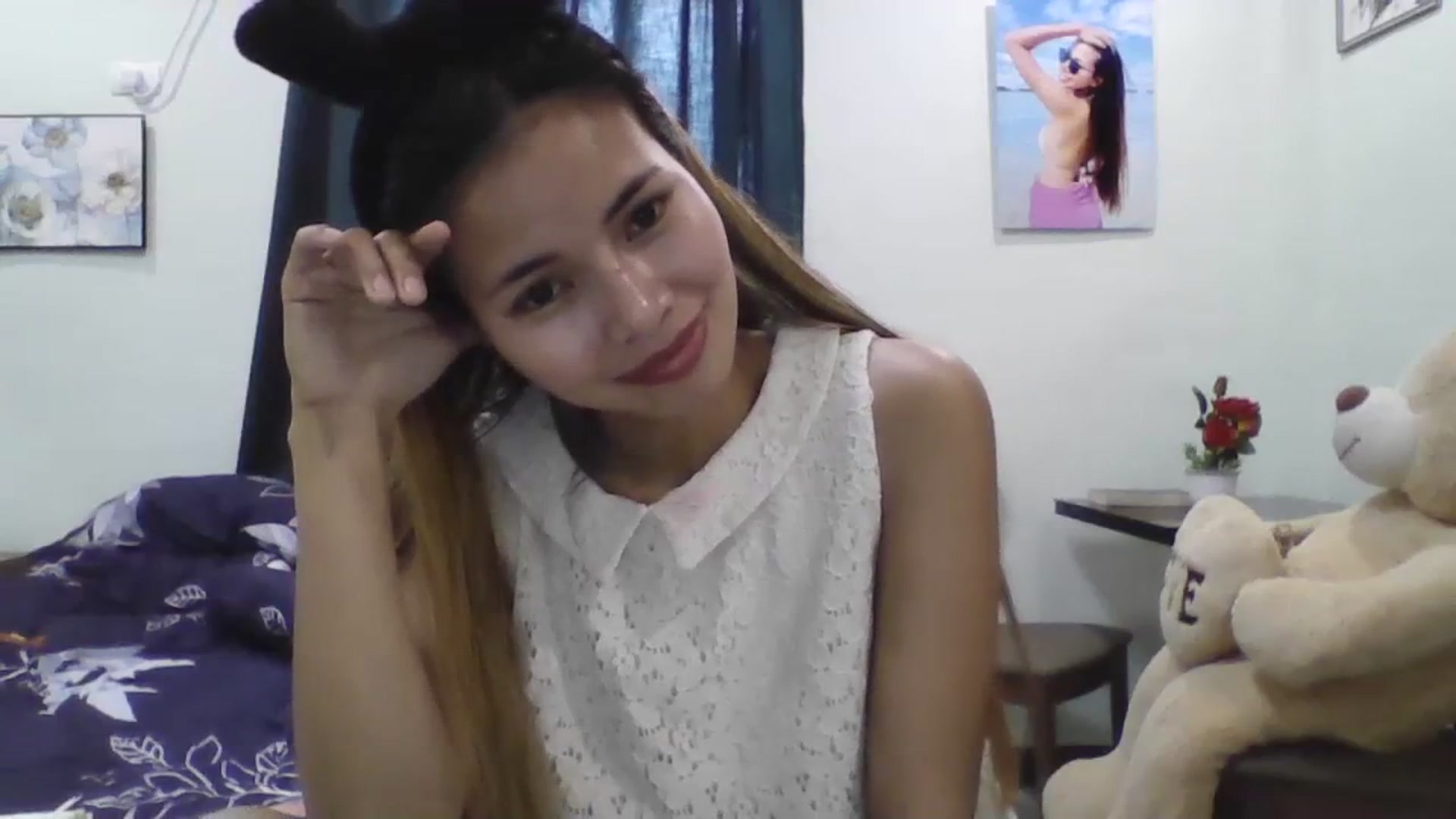 Gallery image thumbnail from Hannapinay's myfreecams stream on, 01/23/2024, 08:44 image 20 of 20