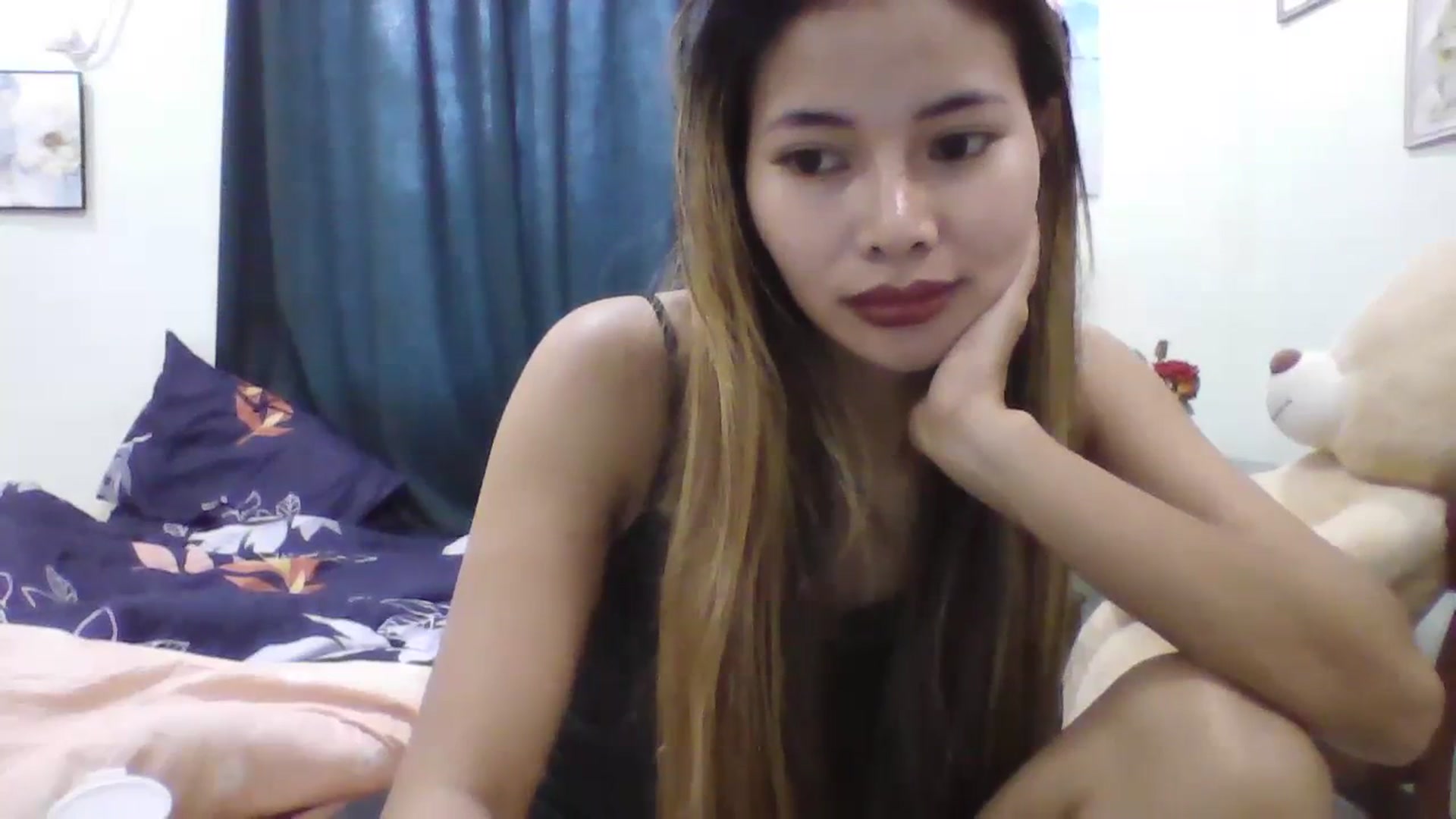 Gallery image thumbnail from Hannapinay's myfreecams stream on, 01/24/2024, 10:02 image 8 of 20