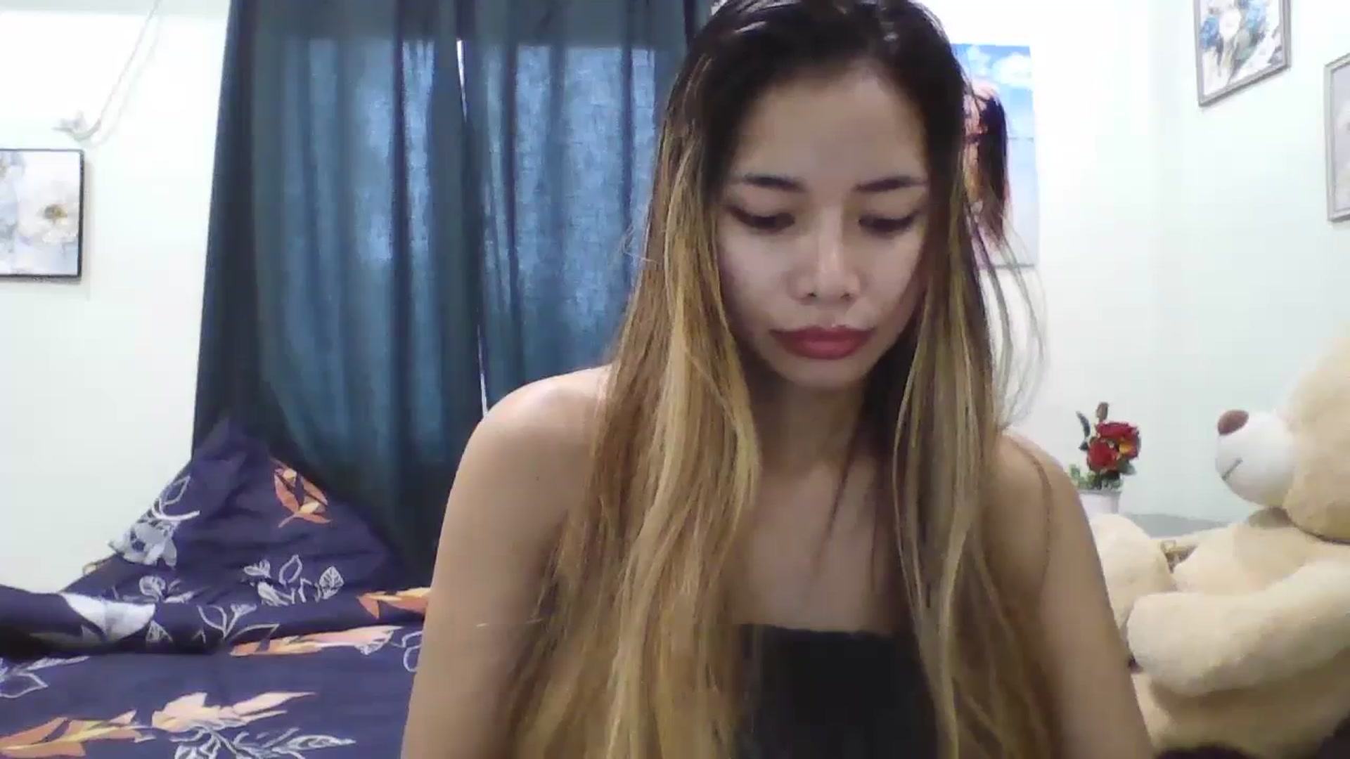 Gallery image thumbnail from Hannapinay's myfreecams stream on, 01/25/2024, 09:17 image 3 of 20