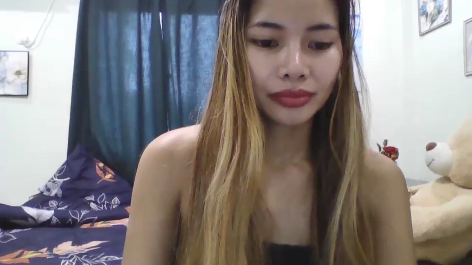 Gallery image thumbnail from Hannapinay's myfreecams stream on, 01/25/2024, 09:17 image 2 of 20
