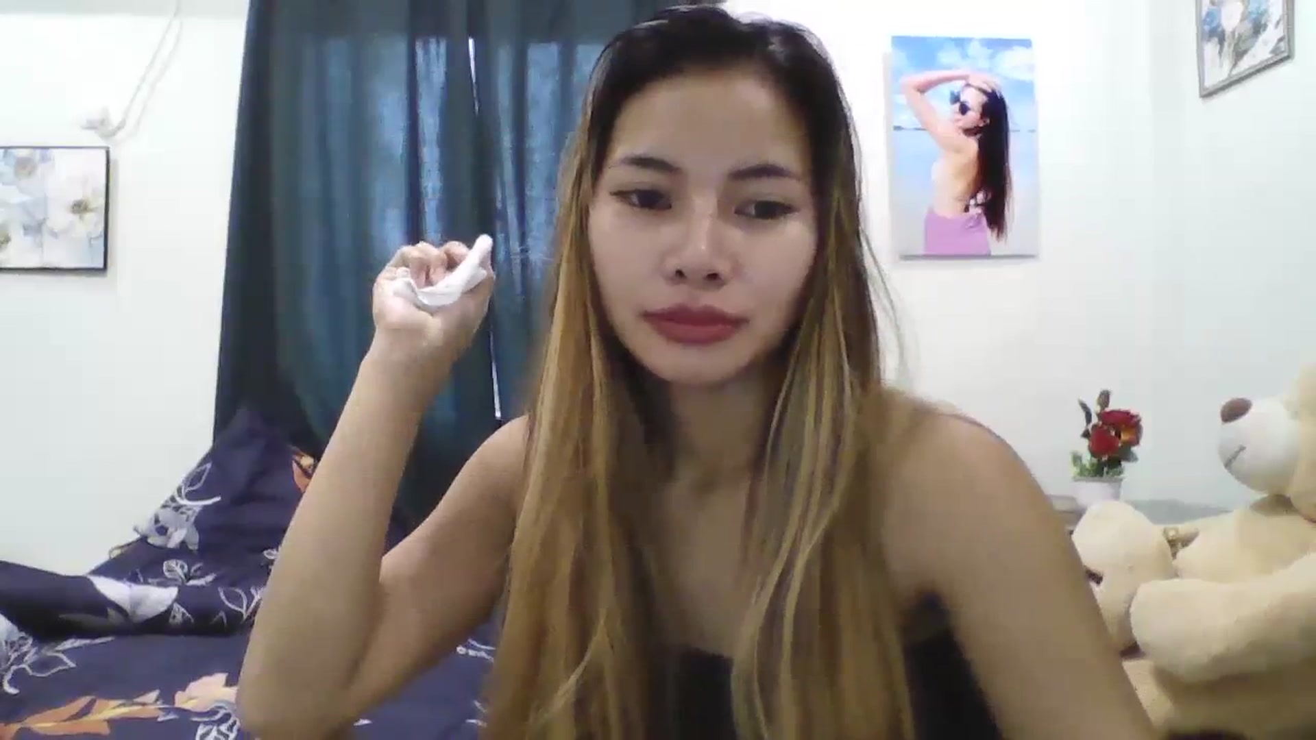 Gallery image thumbnail from Hannapinay's myfreecams stream on, 01/25/2024, 09:17 image 8 of 20