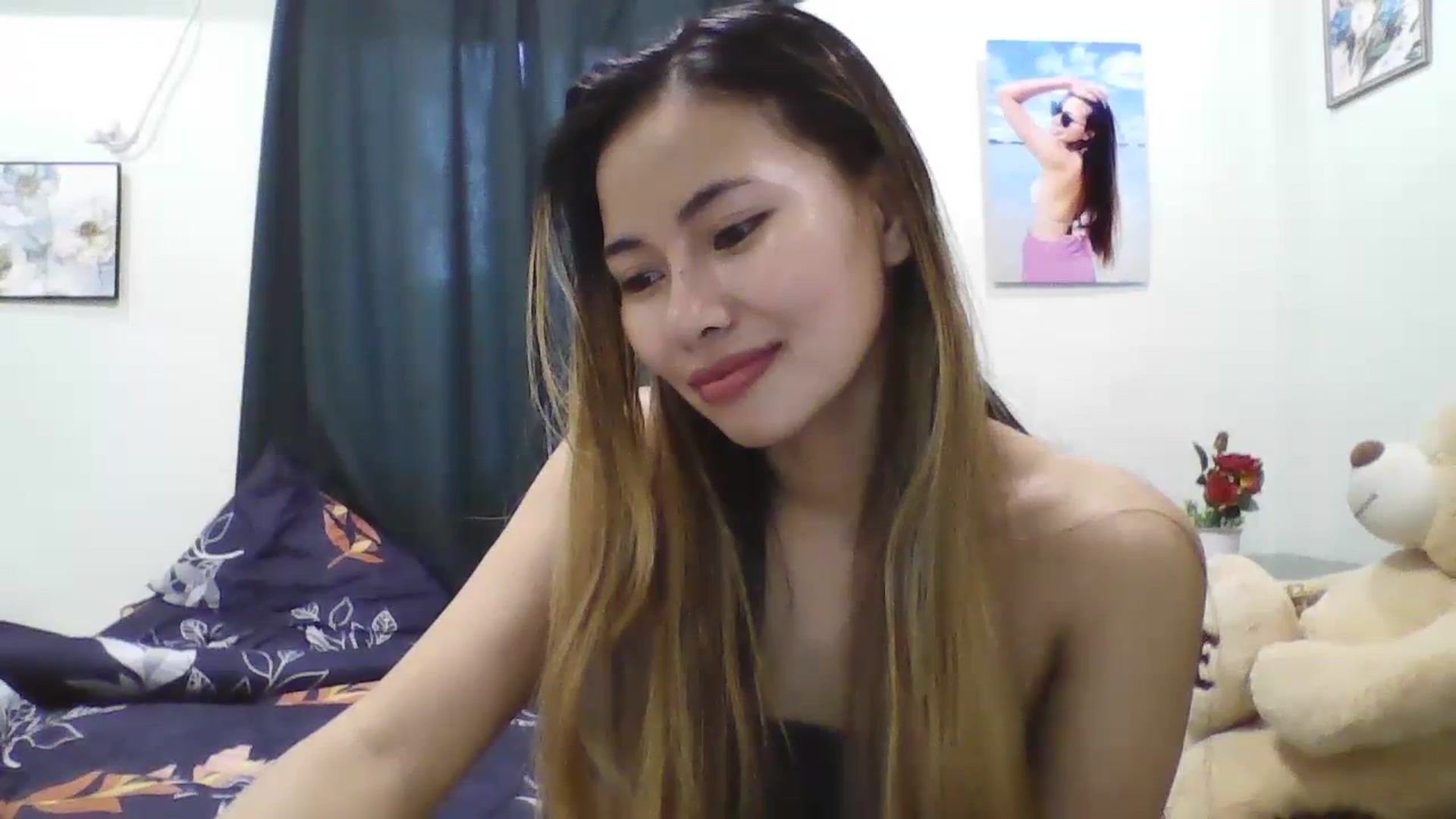 Gallery image thumbnail from Hannapinay's myfreecams stream on, 01/25/2024, 09:17 image 16 of 20