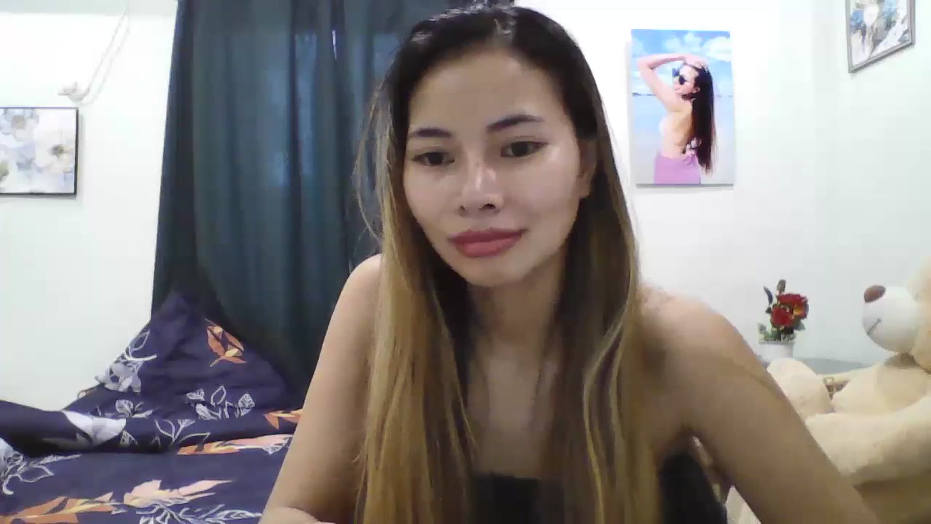 Gallery image thumbnail from Hannapinay's myfreecams stream on, 01/25/2024, 09:17 image 17 of 20