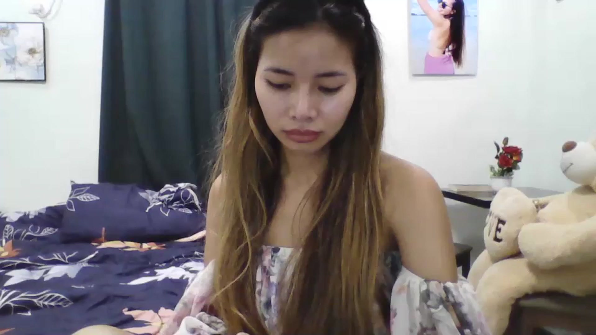 Gallery image thumbnail from Hannapinay's myfreecams stream on, 01/26/2024, 10:52 image 10 of 20