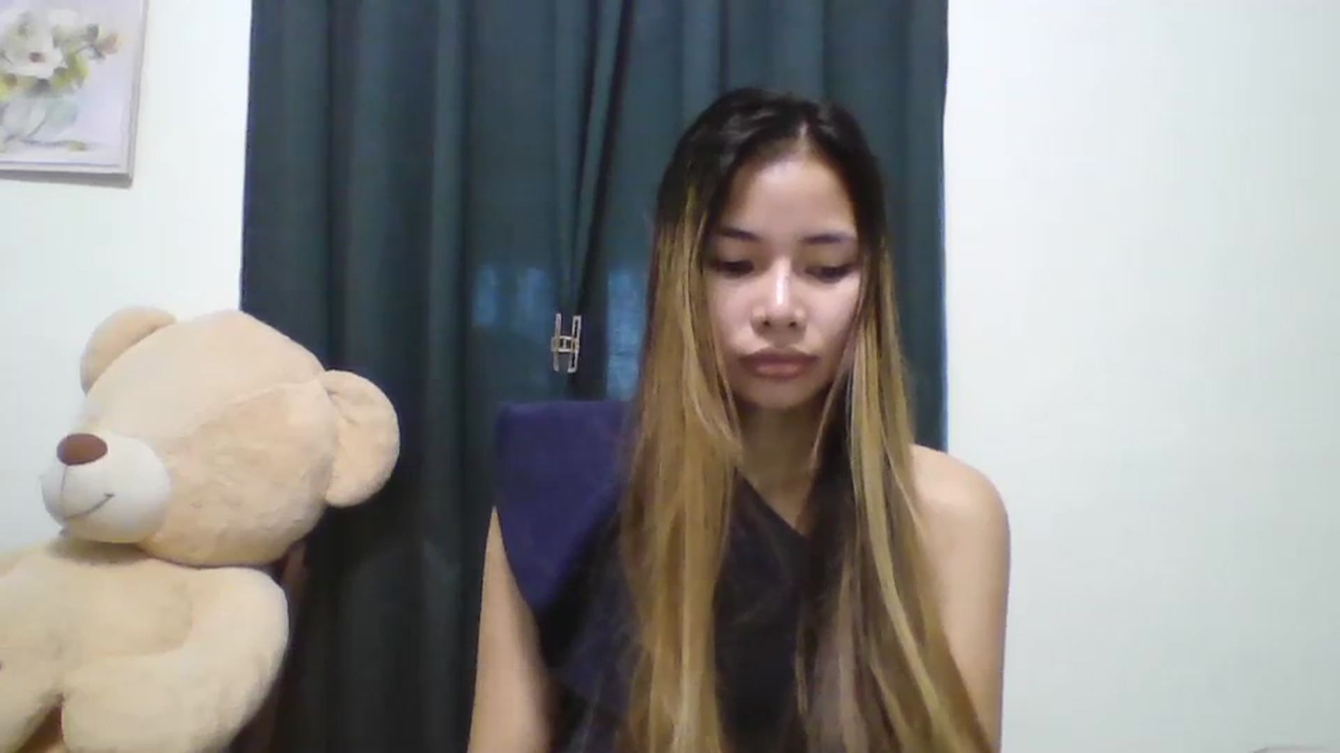Gallery image thumbnail from Hannapinay's myfreecams stream on, 03/01/2024, 09:00 image 19 of 20