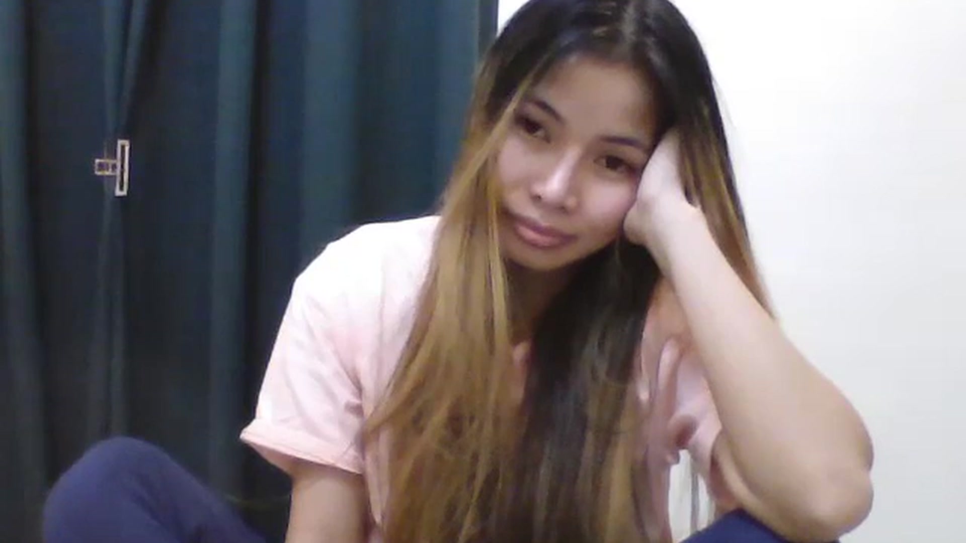 Gallery image thumbnail from Hannapinay's myfreecams stream on, 03/06/2024, 13:02 image 3 of 20