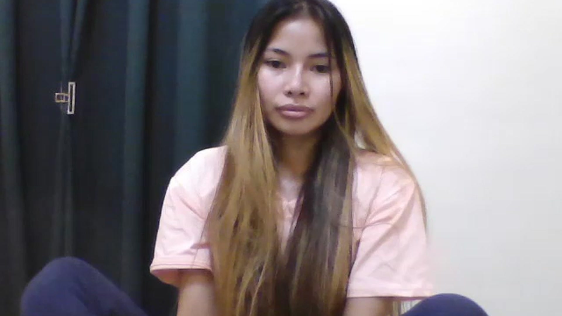 Gallery image thumbnail from Hannapinay's myfreecams stream on, 03/06/2024, 13:02 image 18 of 20