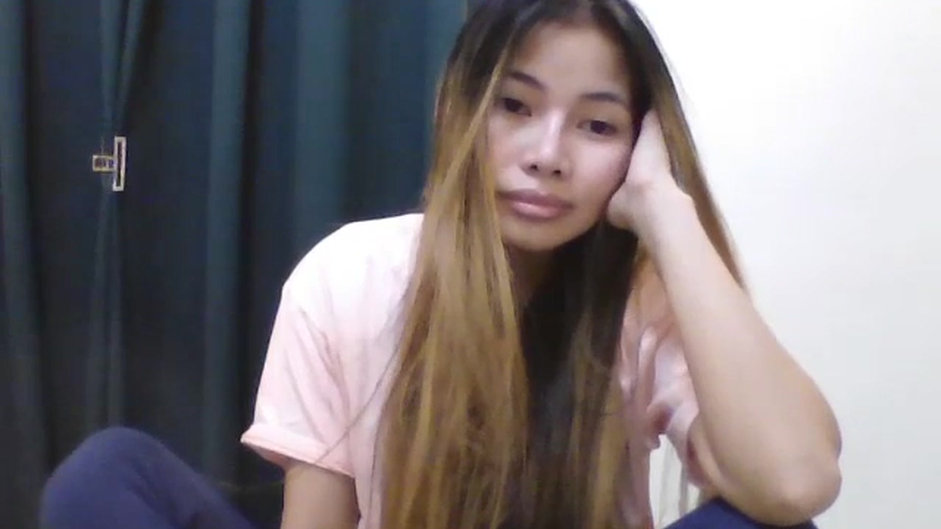 Gallery image thumbnail from Hannapinay's myfreecams stream on, 03/06/2024, 13:02 image 4 of 20