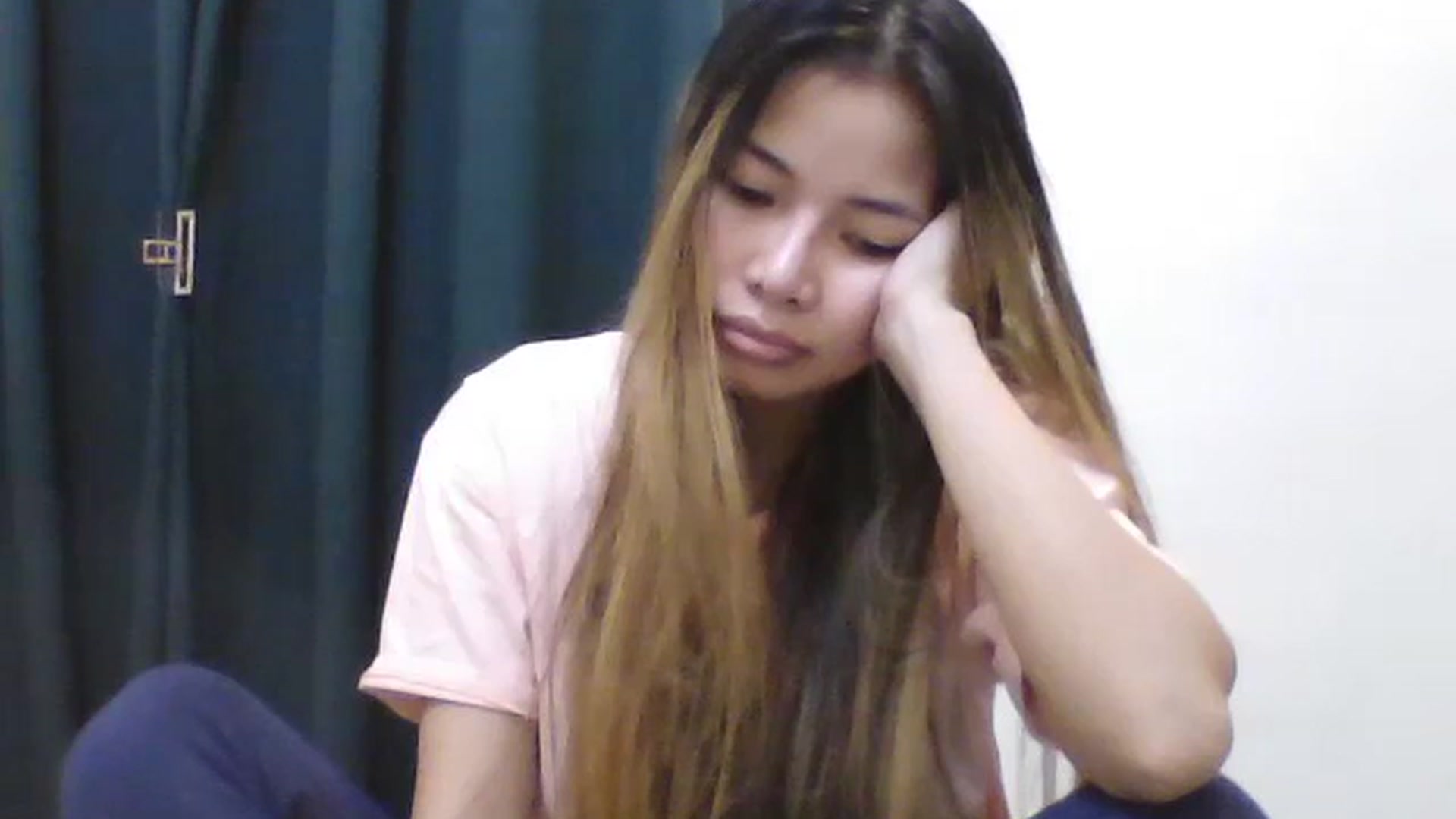 Gallery image thumbnail from Hannapinay's myfreecams stream on, 03/06/2024, 13:02 image 8 of 20