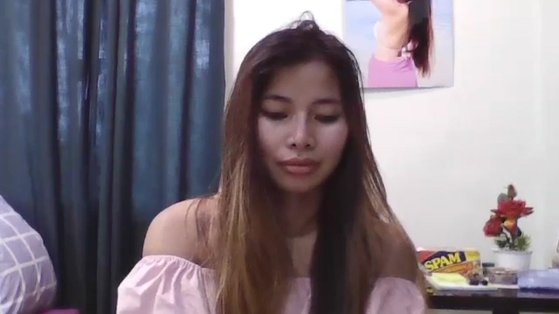 Gallery image thumbnail from Hannapinay's myfreecams stream on, 01/13/2025, 08:57 image 3 of 20