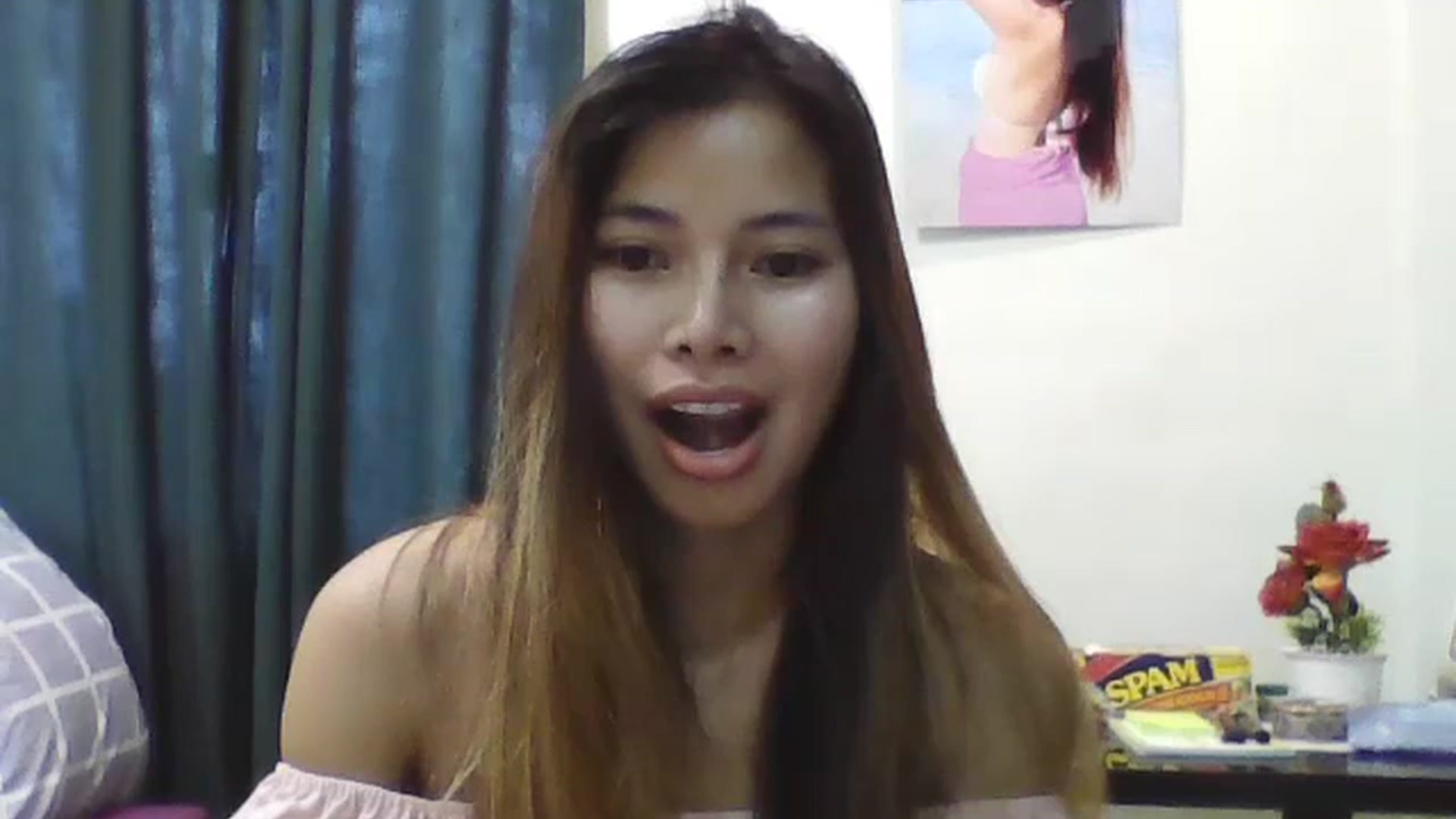 Gallery image thumbnail from Hannapinay's myfreecams stream on, 01/13/2025, 08:57 image 10 of 20