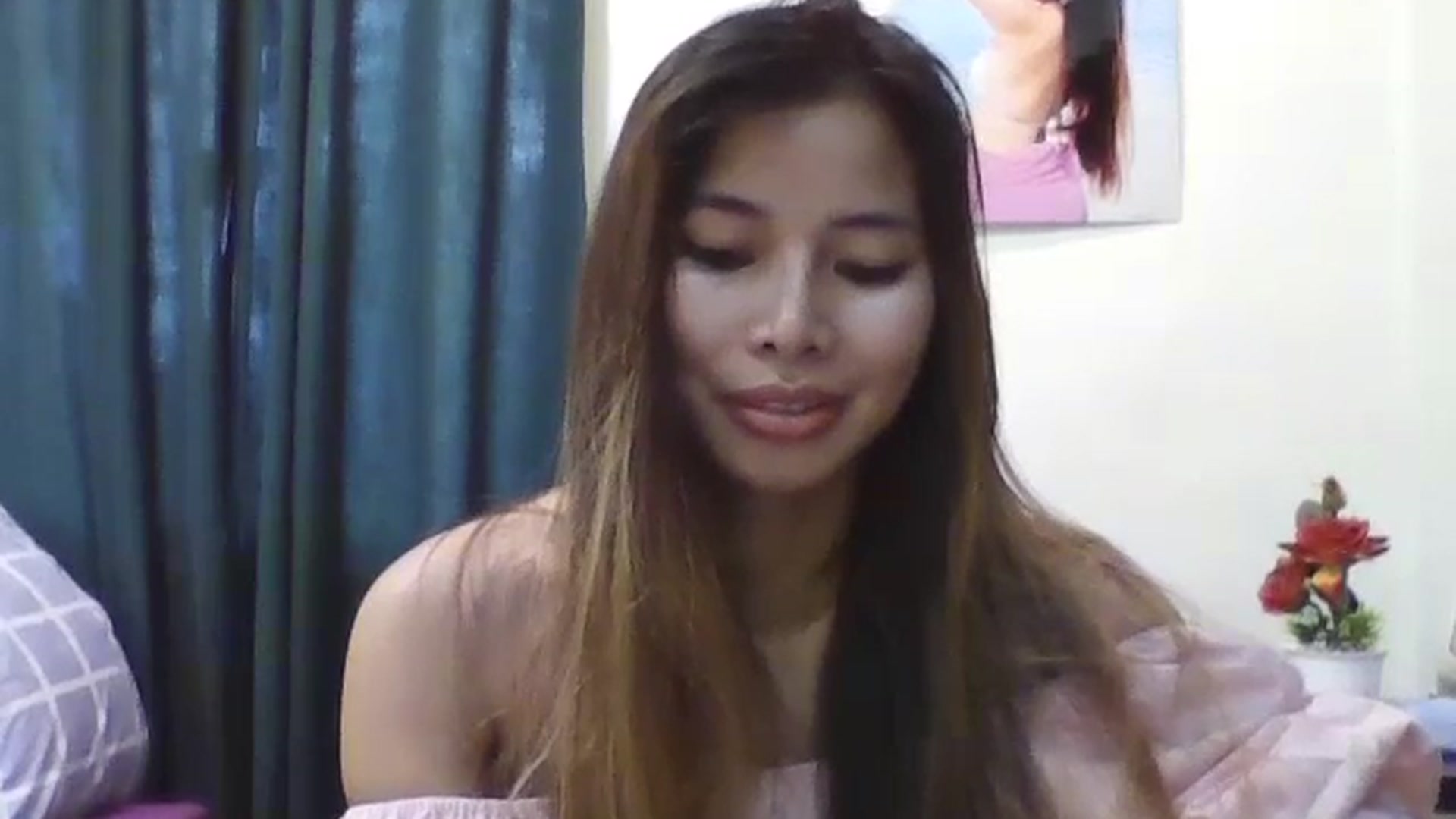 Gallery image thumbnail from Hannapinay's myfreecams stream on, 01/13/2025, 08:57 image 16 of 20