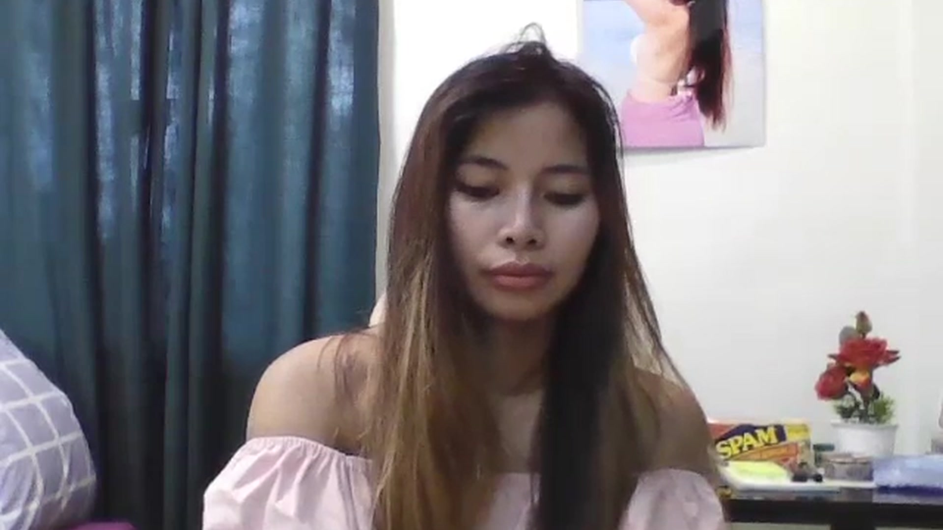 Gallery image thumbnail from Hannapinay's myfreecams stream on, 01/13/2025, 08:57 image 7 of 20