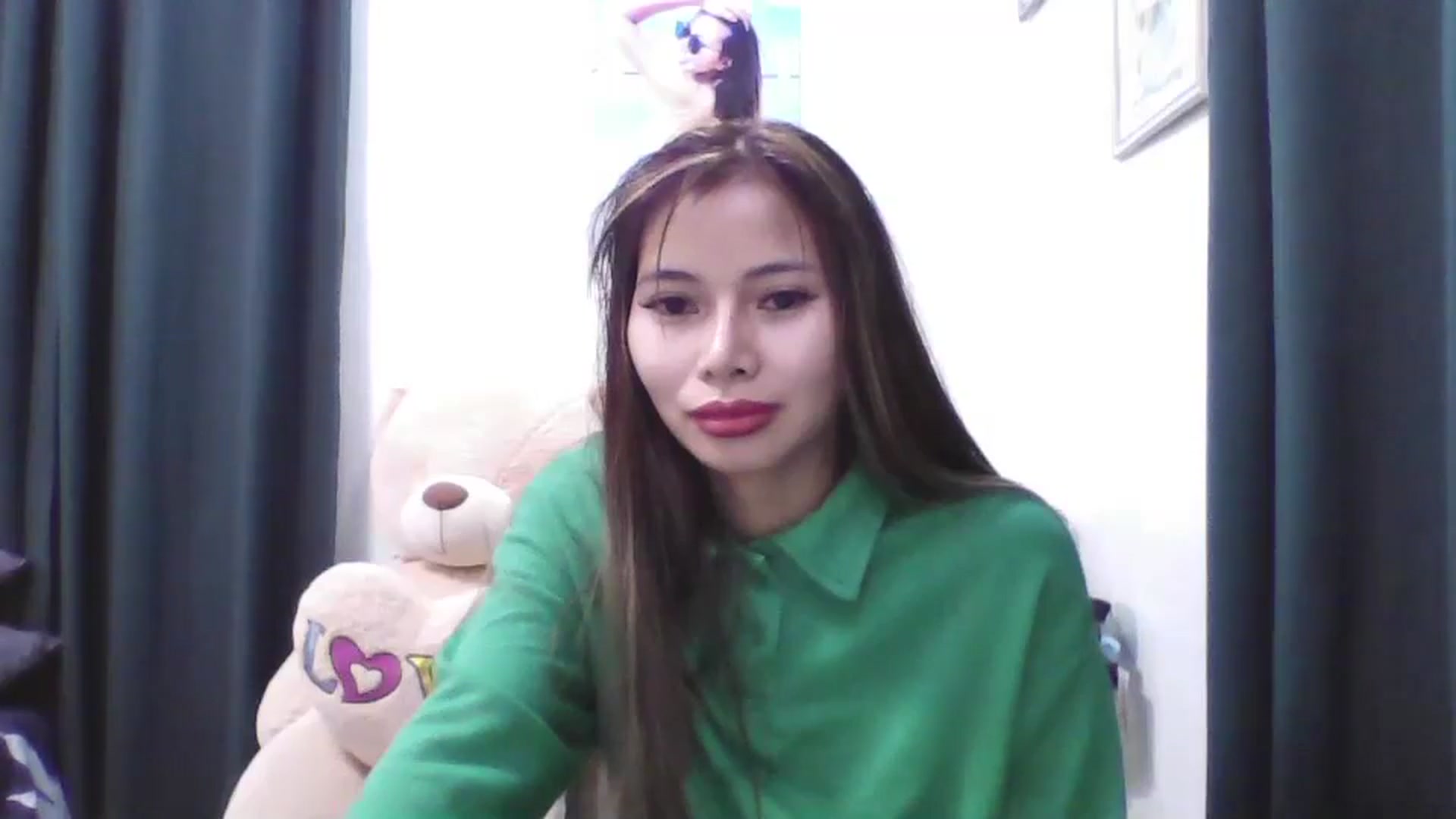 Gallery image thumbnail from Hannapinay's myfreecams stream on, 02/07/2025, 13:37 image 16 of 20