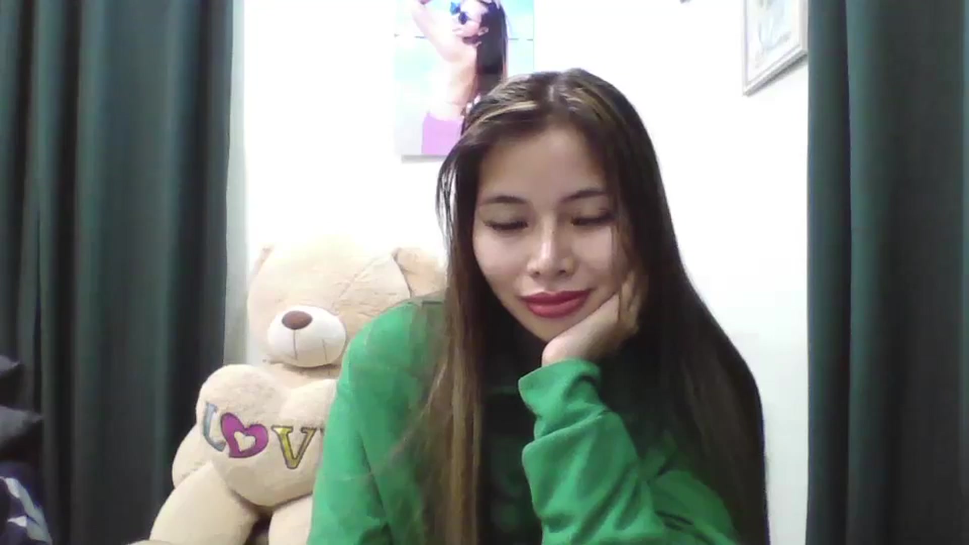 Gallery image thumbnail from Hannapinay's myfreecams stream on, 02/07/2025, 14:16 image 20 of 20