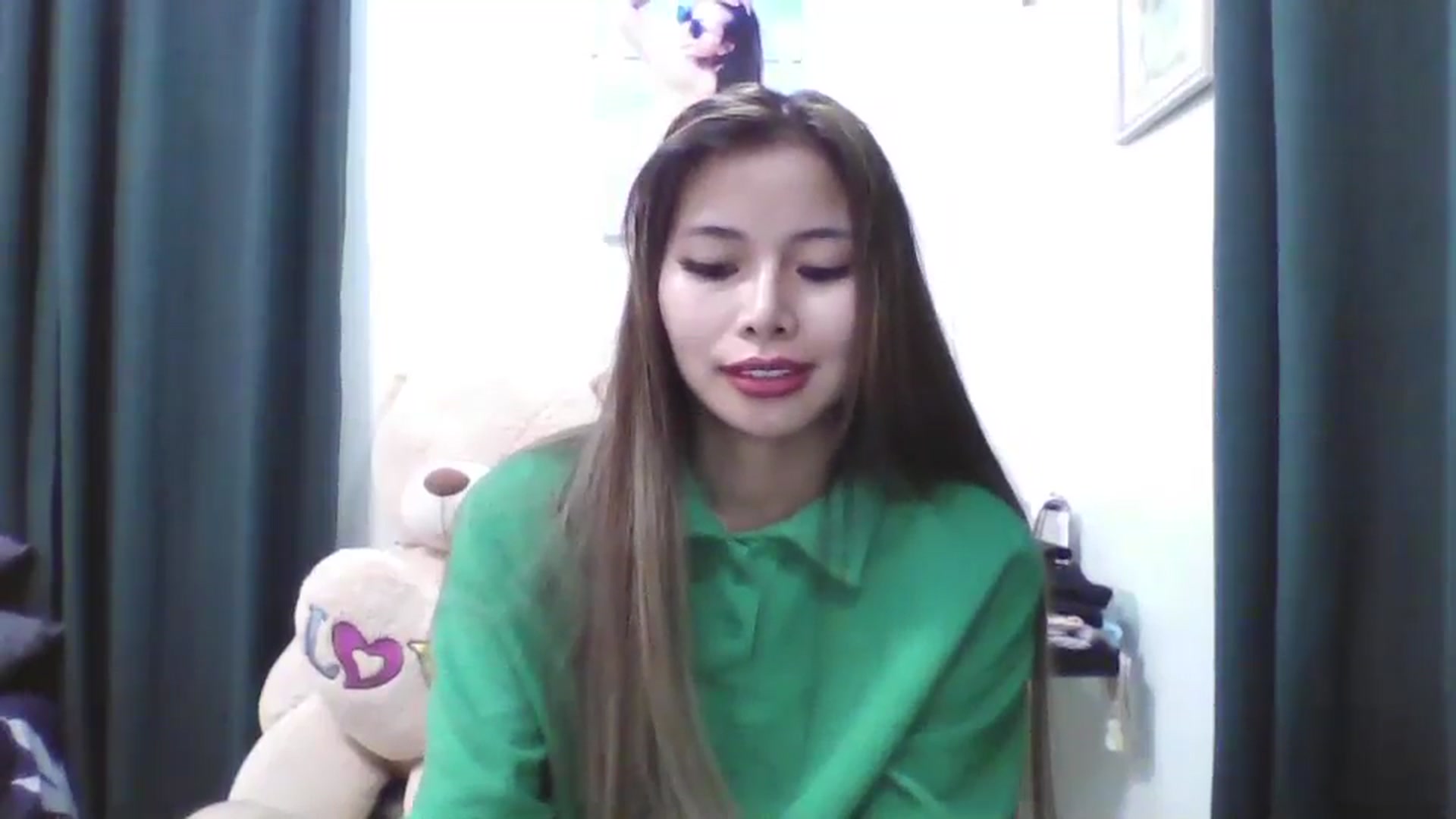 Gallery image thumbnail from Hannapinay's myfreecams stream on, 02/07/2025, 14:16 image 10 of 20