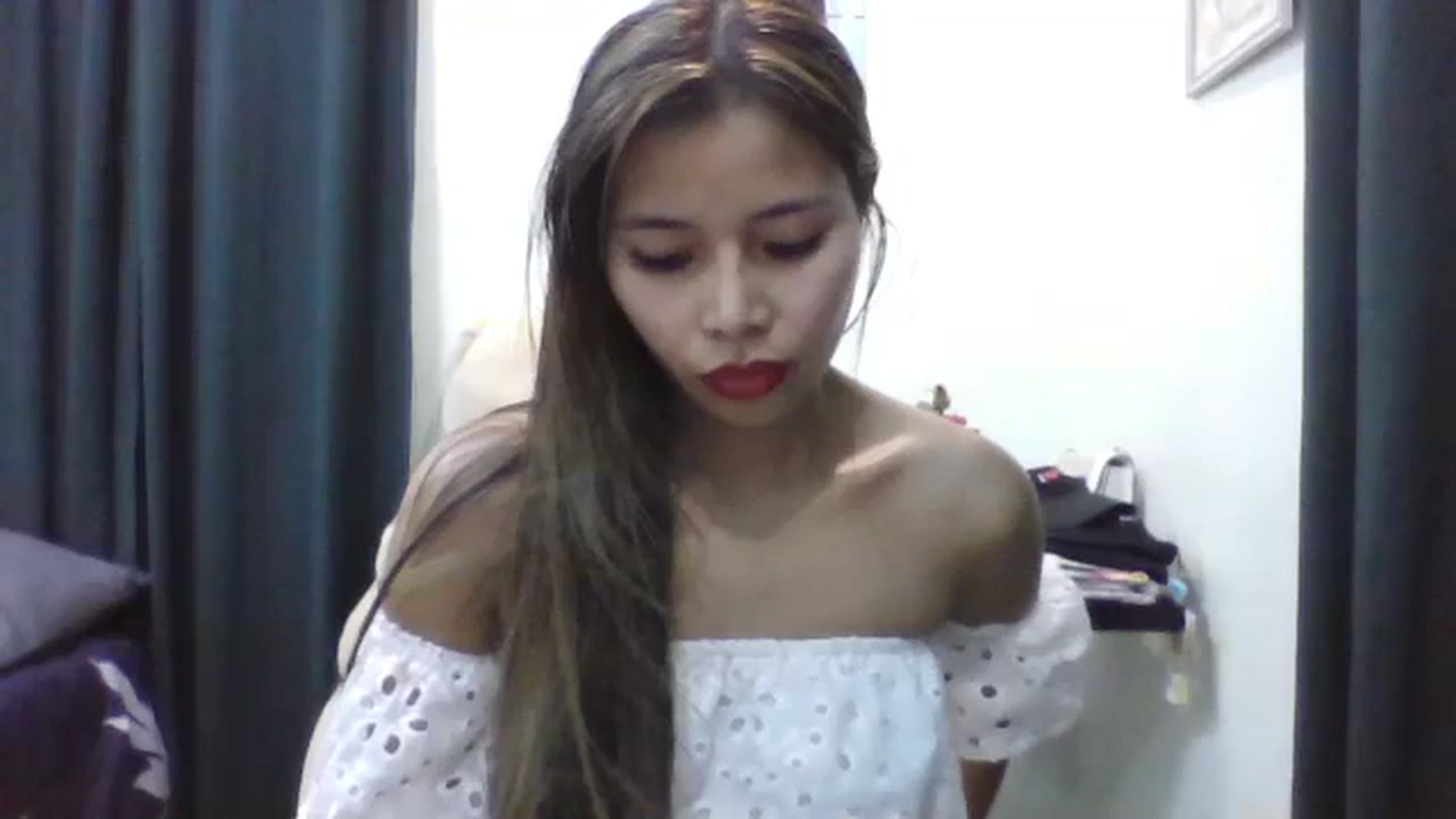 Gallery image thumbnail from Hannapinay's myfreecams stream on, 02/09/2025, 11:06 image 1 of 20
