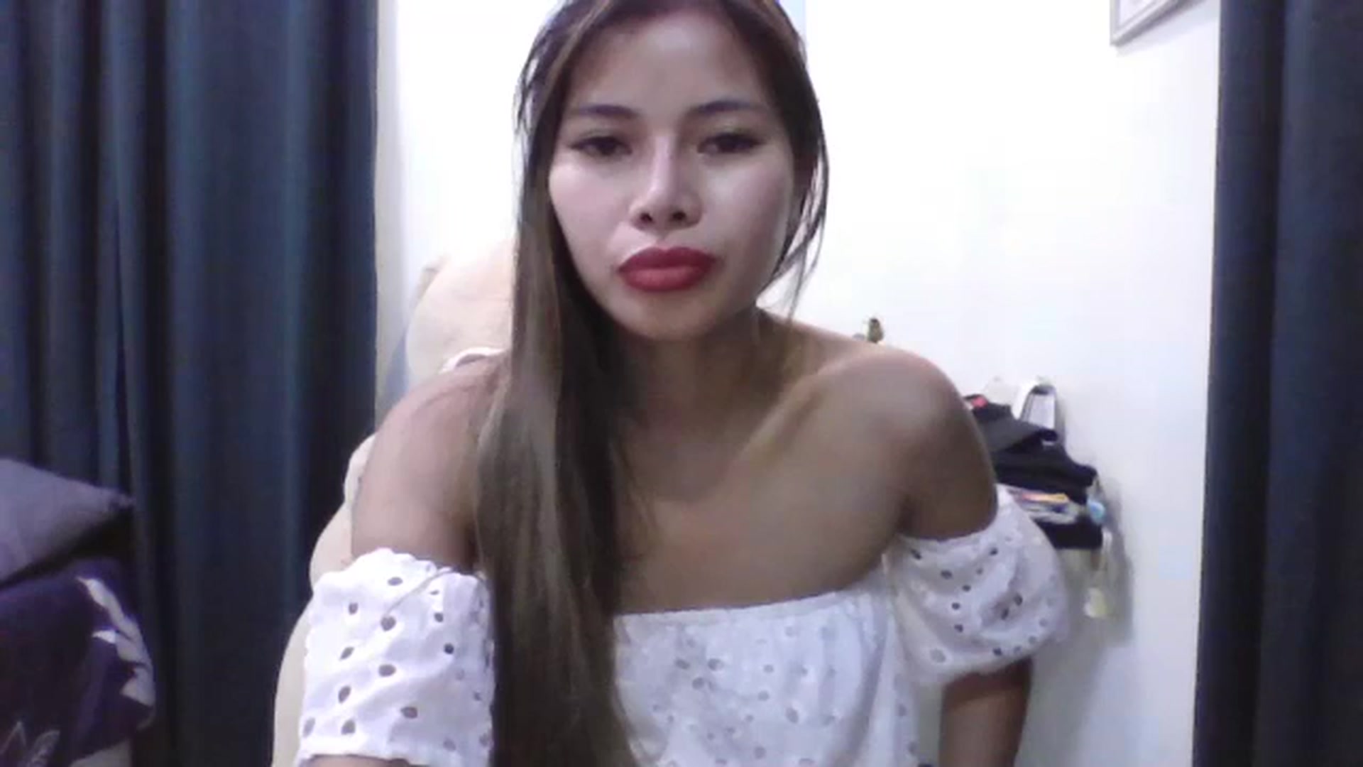 Gallery image thumbnail from Hannapinay's myfreecams stream on, 02/09/2025, 12:06 image 15 of 20