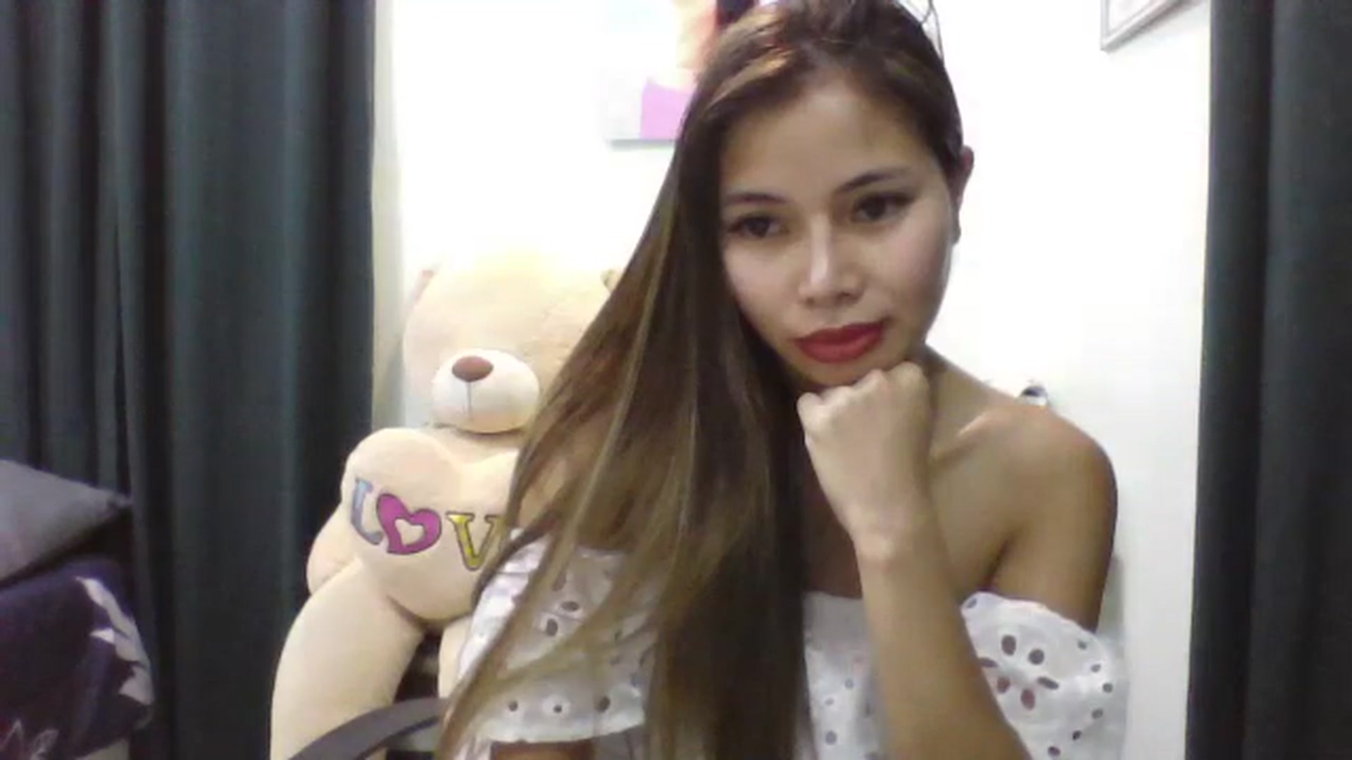 Gallery image thumbnail from Hannapinay's myfreecams stream on, 02/09/2025, 12:47 image 13 of 20