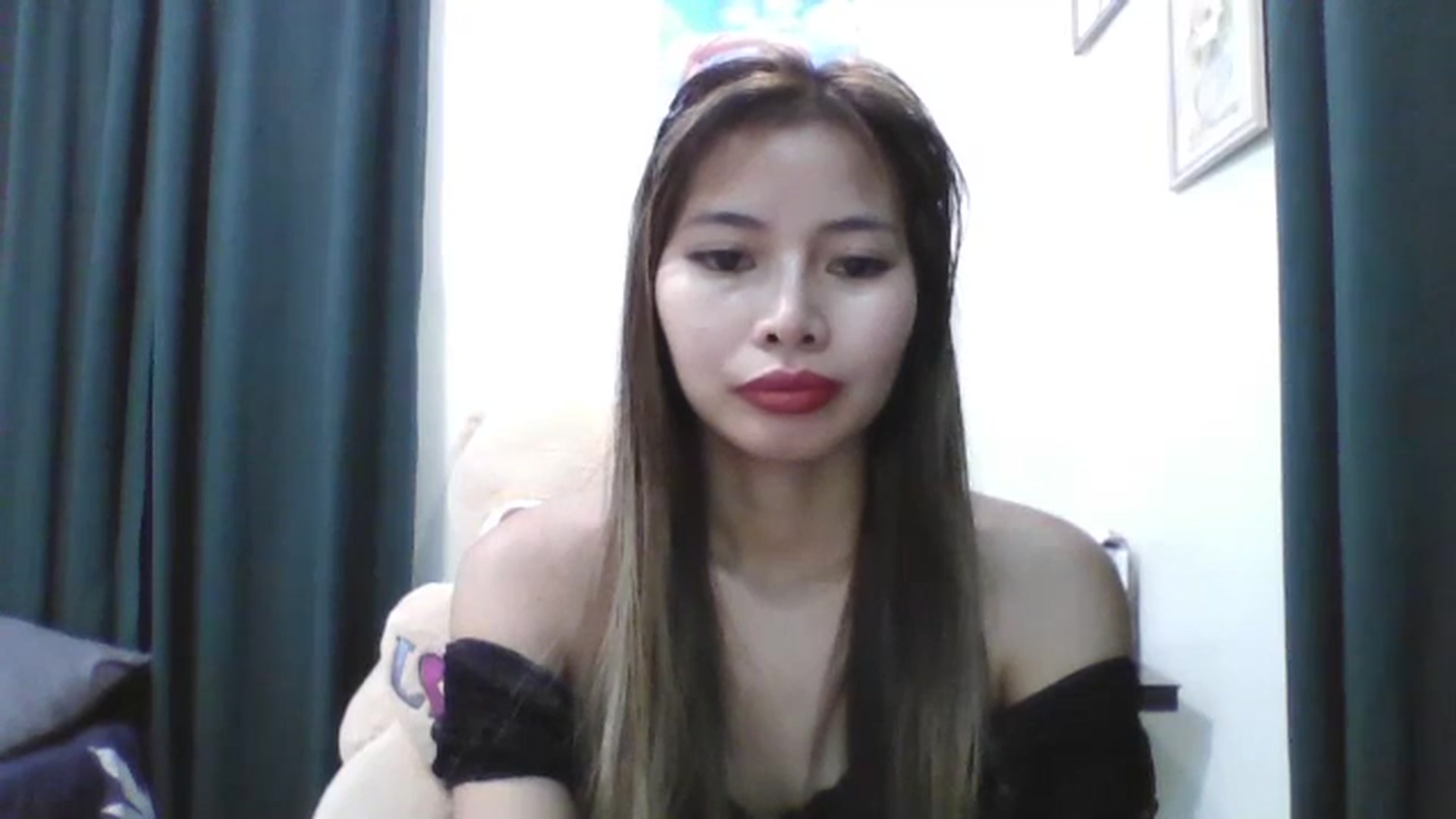Gallery image thumbnail from Hannapinay's myfreecams stream on, 02/10/2025, 10:27 image 6 of 20