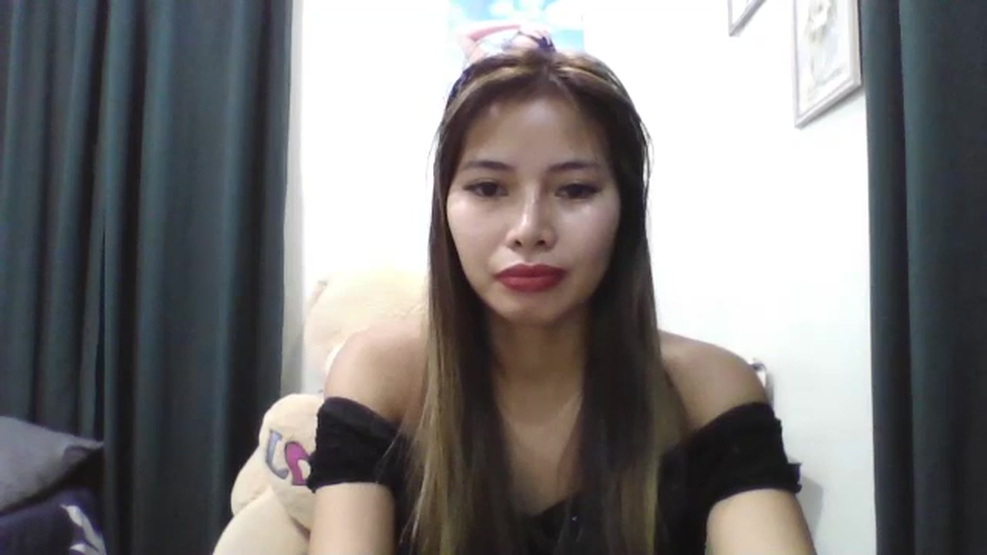 Gallery image thumbnail from Hannapinay's myfreecams stream on, 02/10/2025, 10:27 image 11 of 20