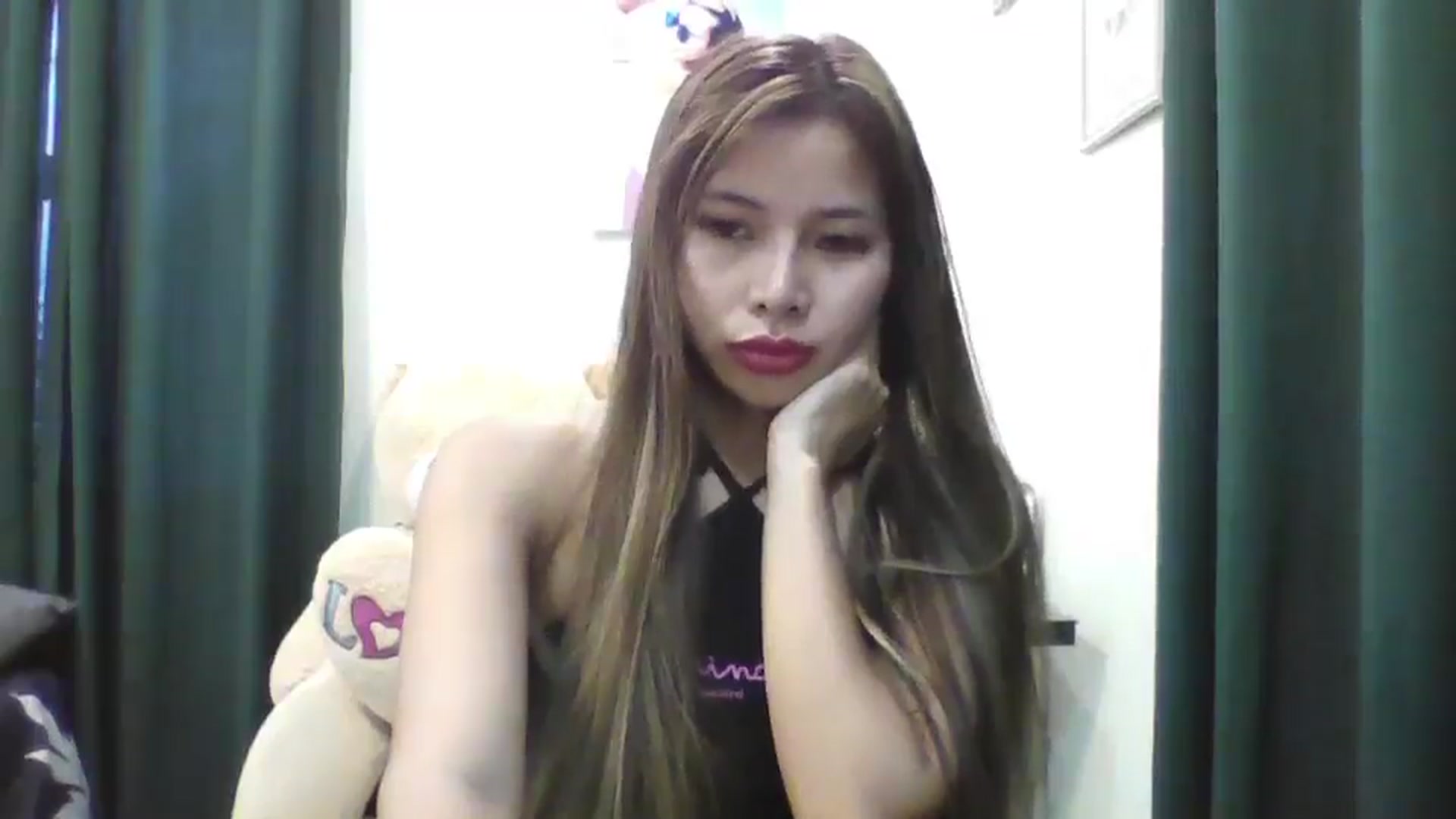 Gallery image thumbnail from Hannapinay's myfreecams stream on, 02/11/2025, 10:04 image 3 of 20