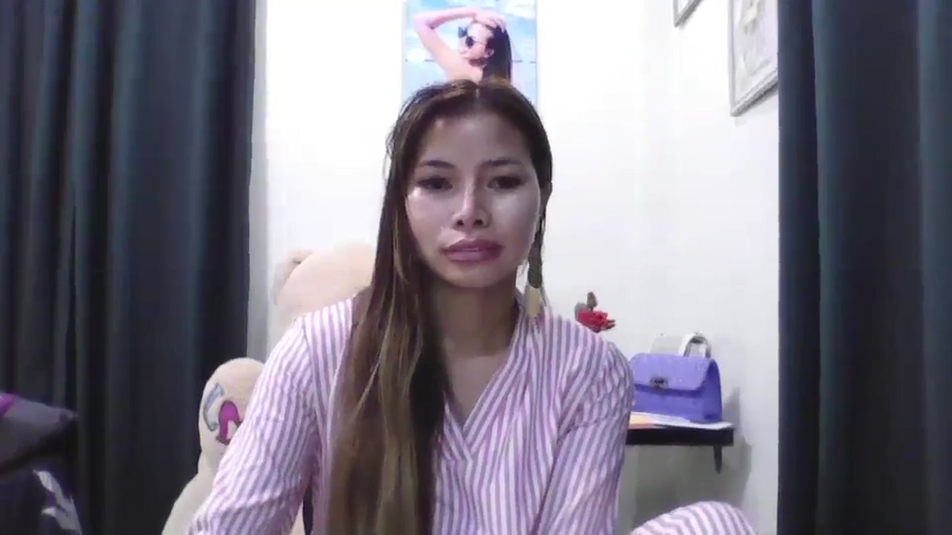 Gallery image thumbnail from Hannapinay's myfreecams stream on, 02/21/2025, 14:26 image 9 of 20