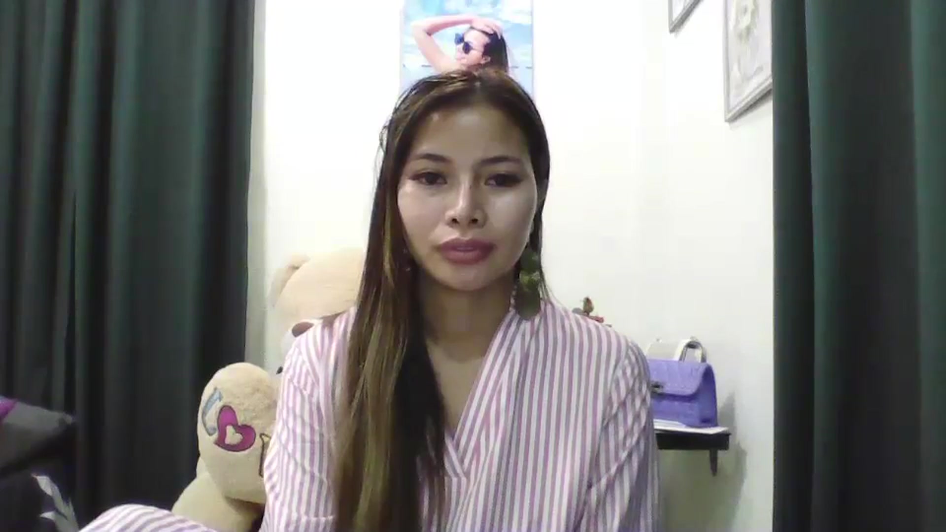 Gallery image thumbnail from Hannapinay's myfreecams stream on, 02/21/2025, 14:26 image 17 of 20