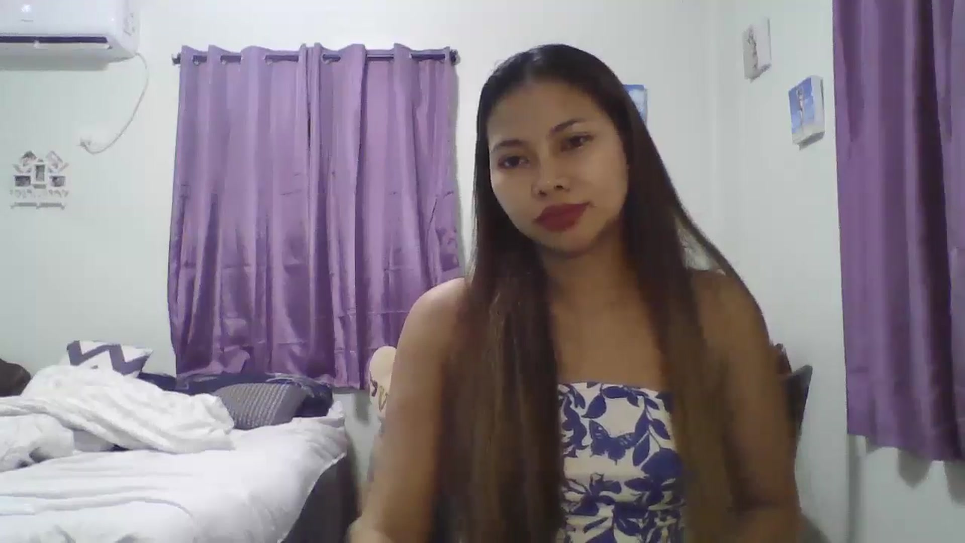 Gallery image thumbnail from Hannapinay's myfreecams stream on, 07/01/2025, 13:03 image 17 of 20