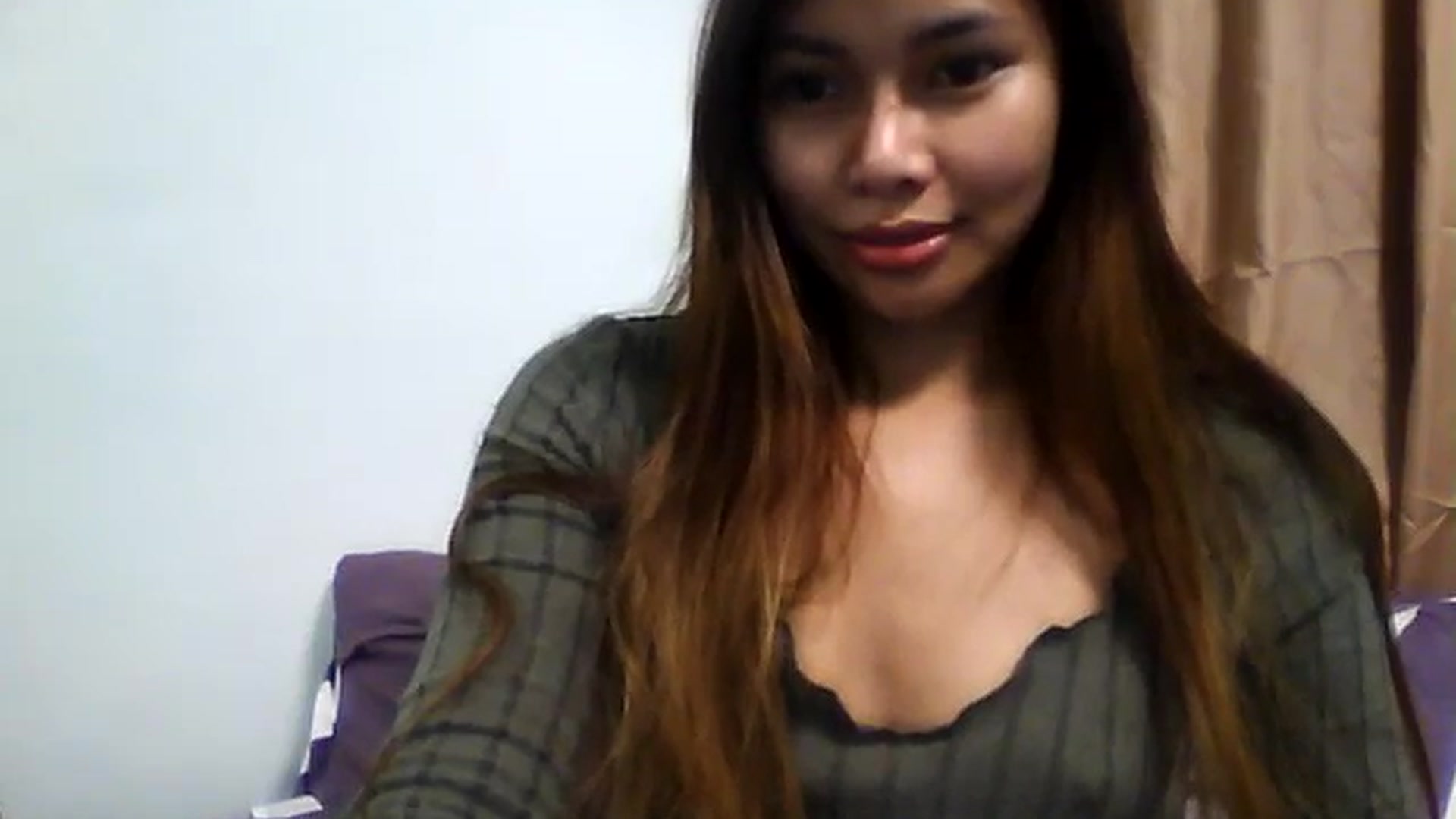 Gallery image thumbnail from Hannapinay's myfreecams stream on, 07/28/2025, 15:02 image 4 of 20