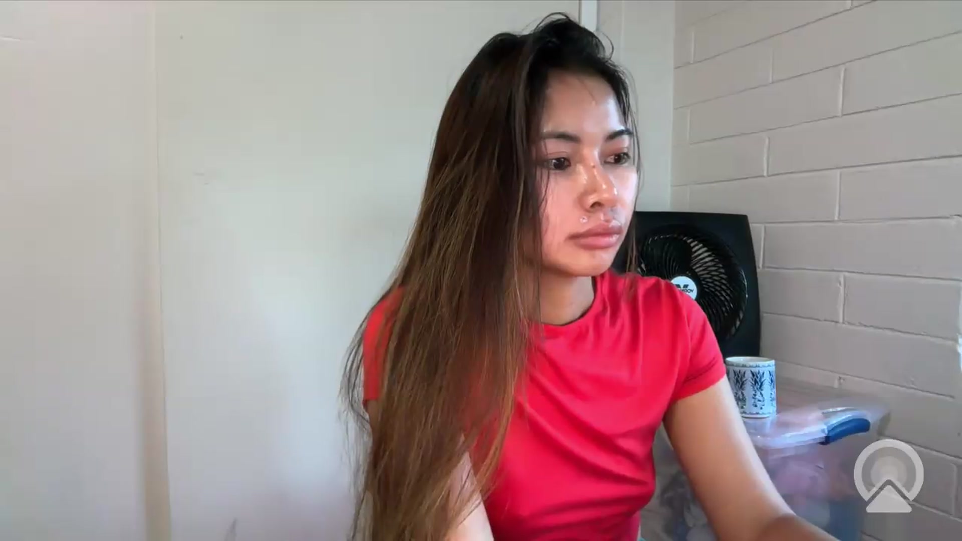 Gallery image thumbnail from Hannapinay's myfreecams stream on, 04/26/2026, 16:56 image 8 of 20