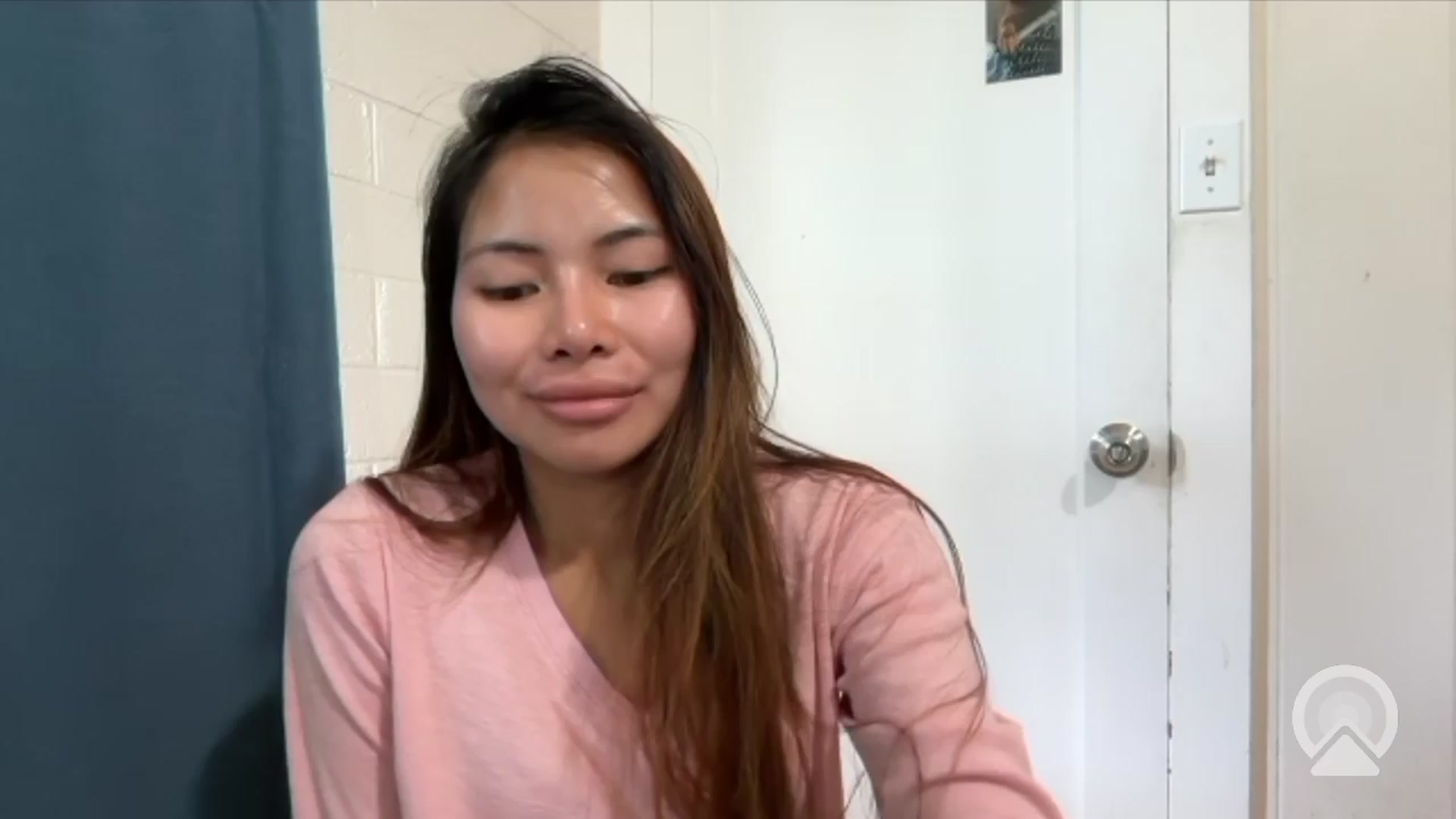 Gallery image thumbnail from Hannapinay's myfreecams stream on, 05/01/2026, 18:58 image 17 of 20