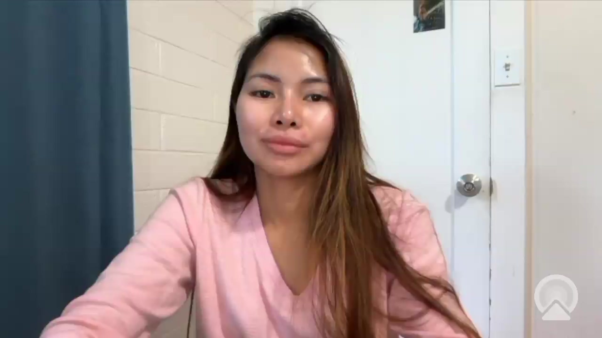 Gallery image thumbnail from Hannapinay's myfreecams stream on, 05/01/2026, 18:58 image 7 of 20