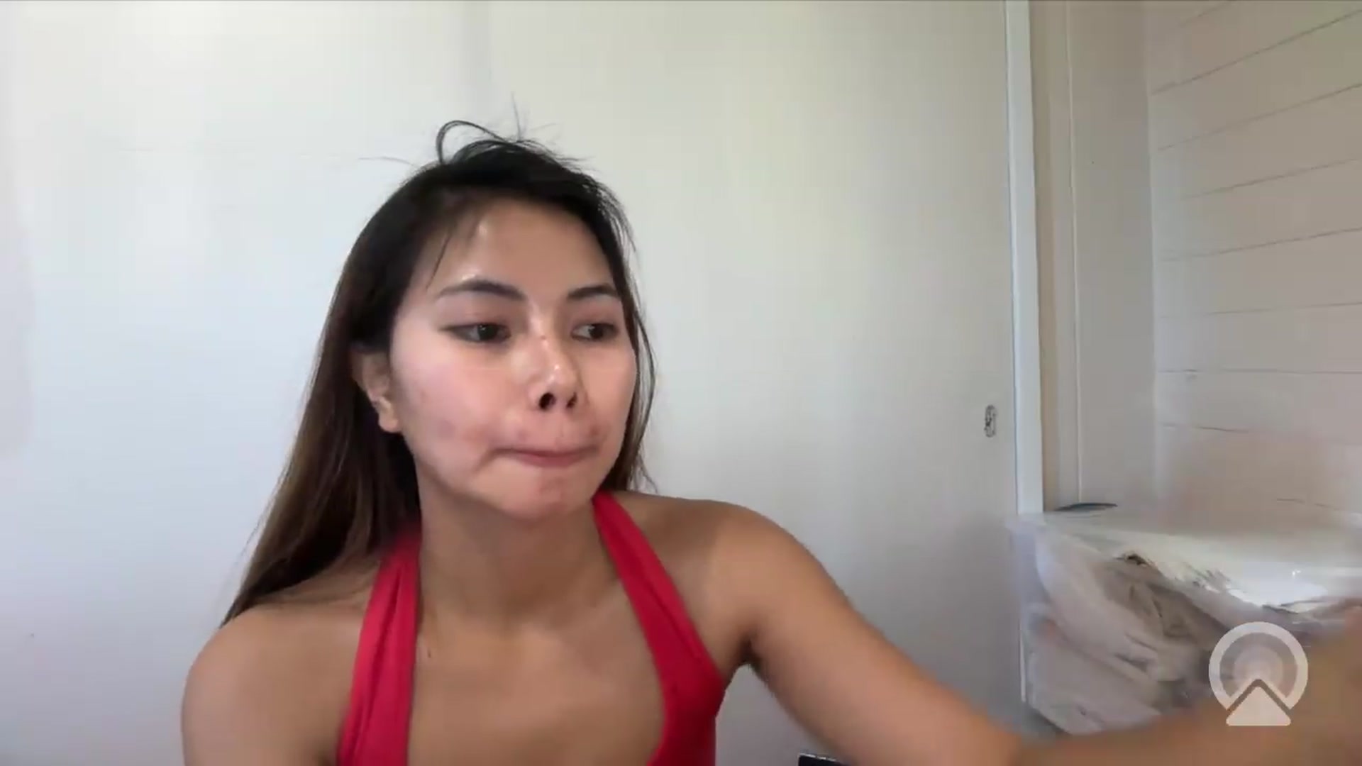 Gallery image thumbnail from Hannapinay's myfreecams stream on, 05/02/2026, 19:49 image 17 of 20