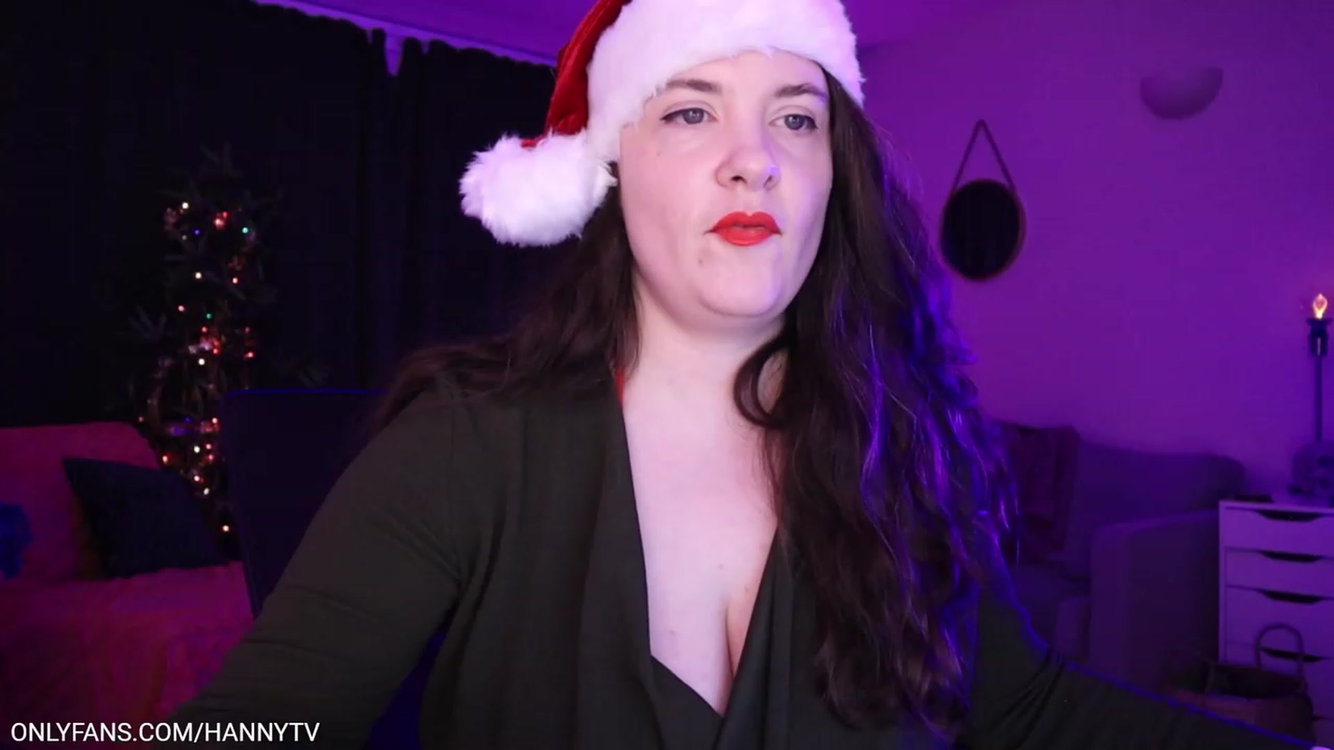 Gallery image thumbnail from HannyTV's myfreecams stream on, 12/23/2022, 22:17 image 6 of 20