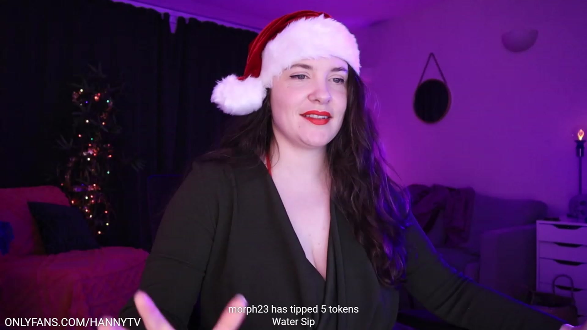 Gallery image thumbnail from HannyTV's myfreecams stream on, 12/23/2022, 22:17 image 7 of 20