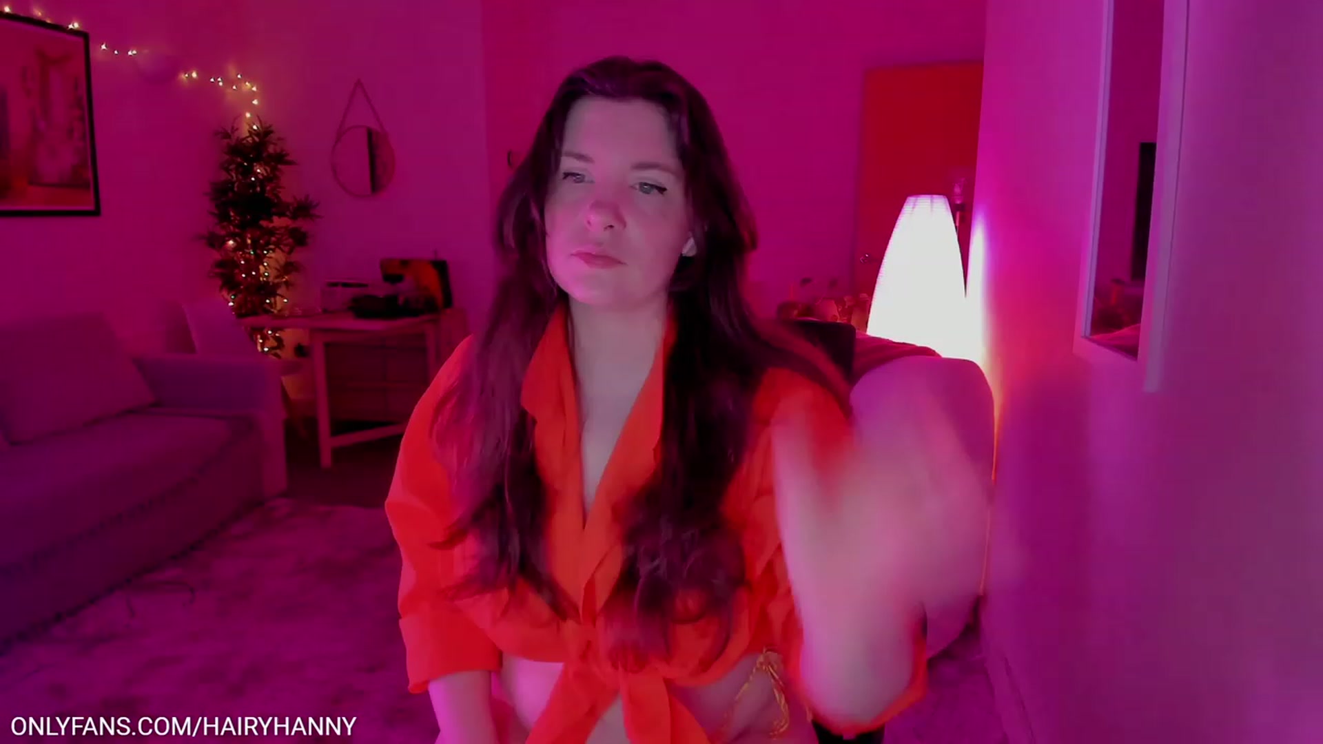 Gallery image thumbnail from HannyTV's myfreecams stream on, 06/10/2023, 21:29 image 10 of 20