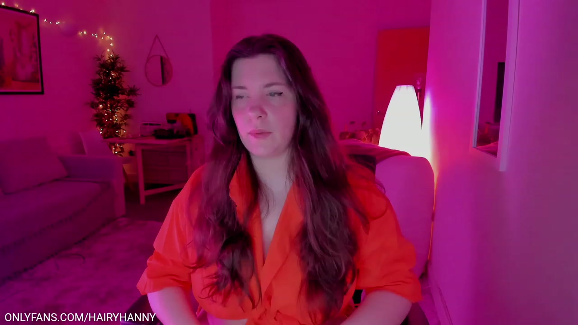 Gallery image thumbnail from HannyTV's myfreecams stream on, 06/10/2023, 21:29 image 6 of 20