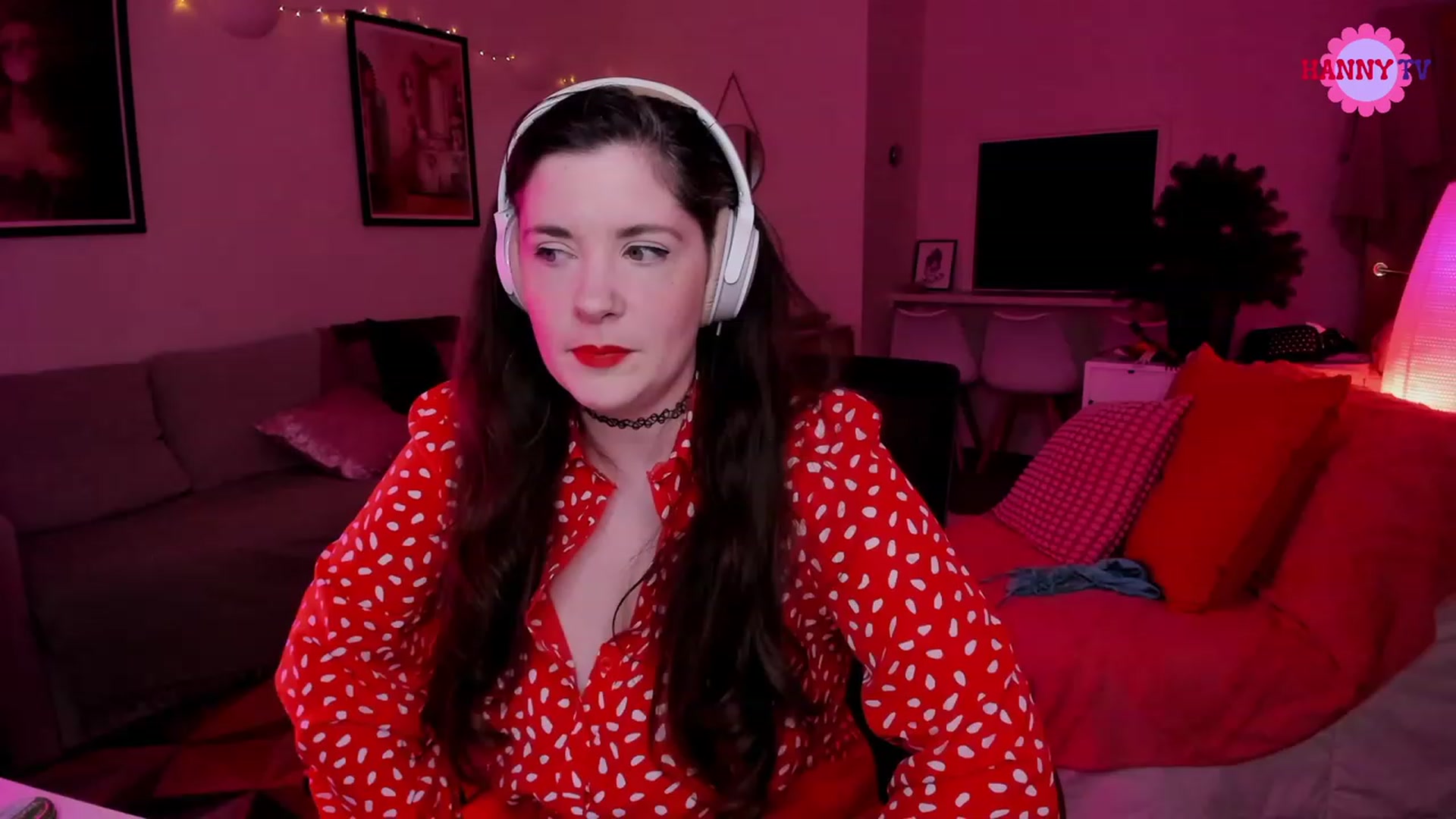 Gallery image thumbnail from HannyTV's myfreecams stream on, 01/06/2024, 20:26 image 18 of 20