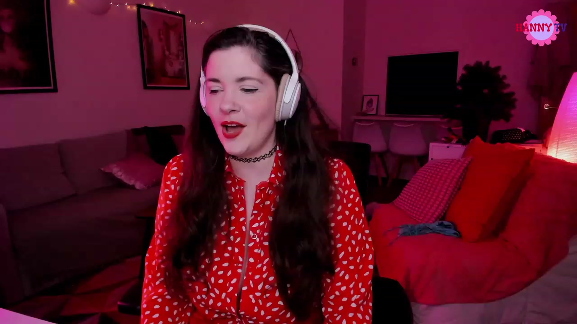 Gallery image thumbnail from HannyTV's myfreecams stream on, 01/06/2024, 20:26 image 14 of 20