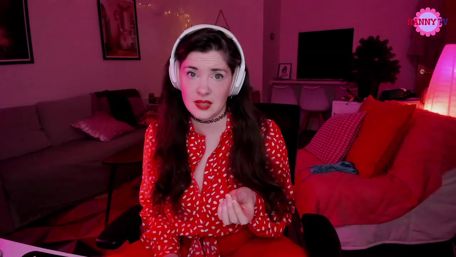 Gallery image thumbnail from HannyTV's myfreecams stream on, 01/06/2024, 20:26 image 6 of 20