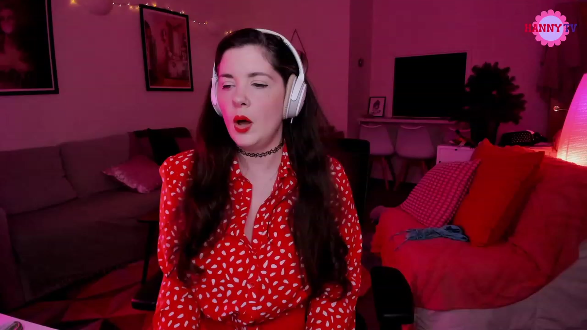 Gallery image thumbnail from HannyTV's myfreecams stream on, 01/06/2024, 20:26 image 17 of 20