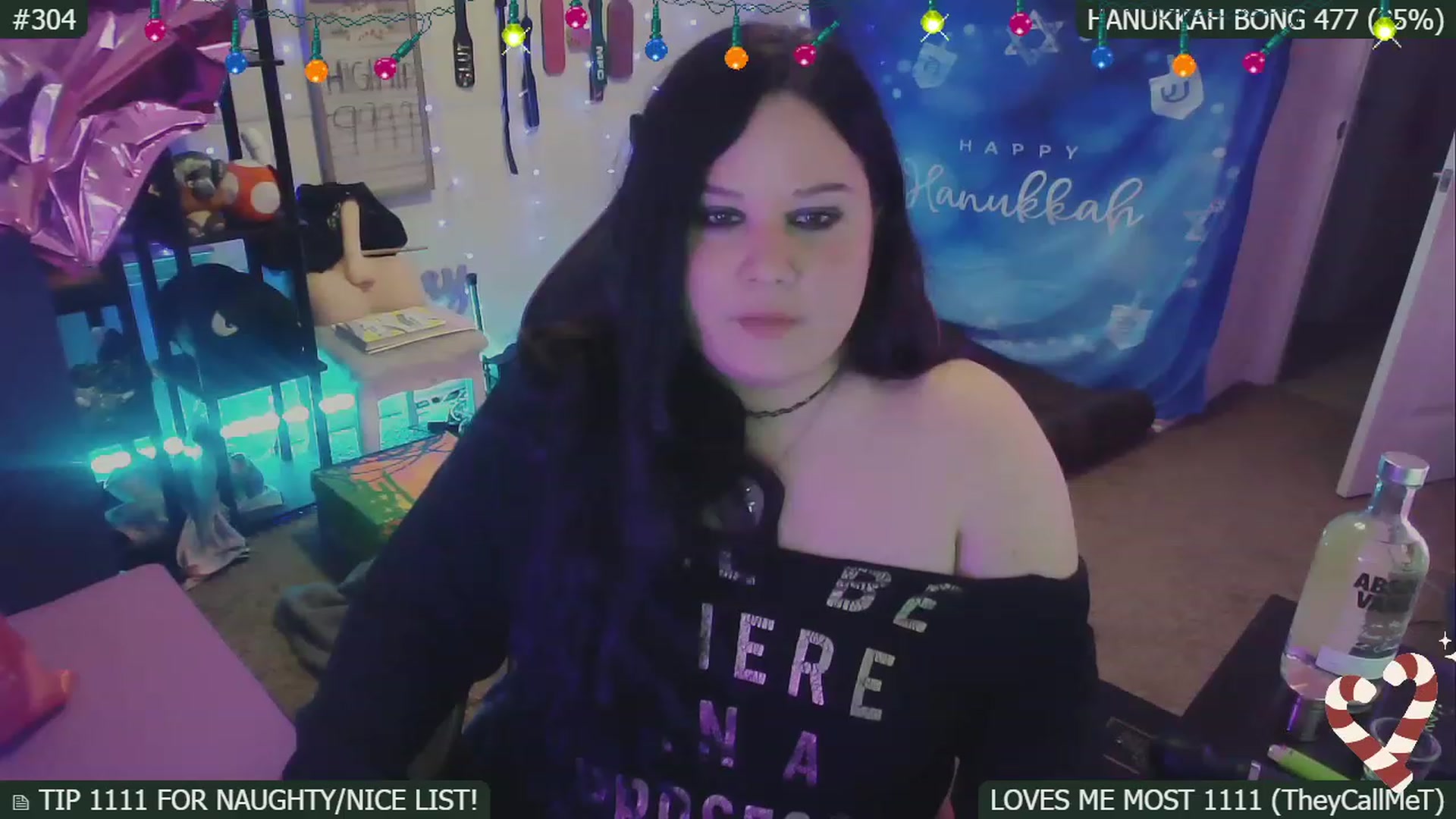 Gallery image thumbnail from HanukkahHoe's myfreecams stream on, 12/23/2022, 07:12 image 10 of 20