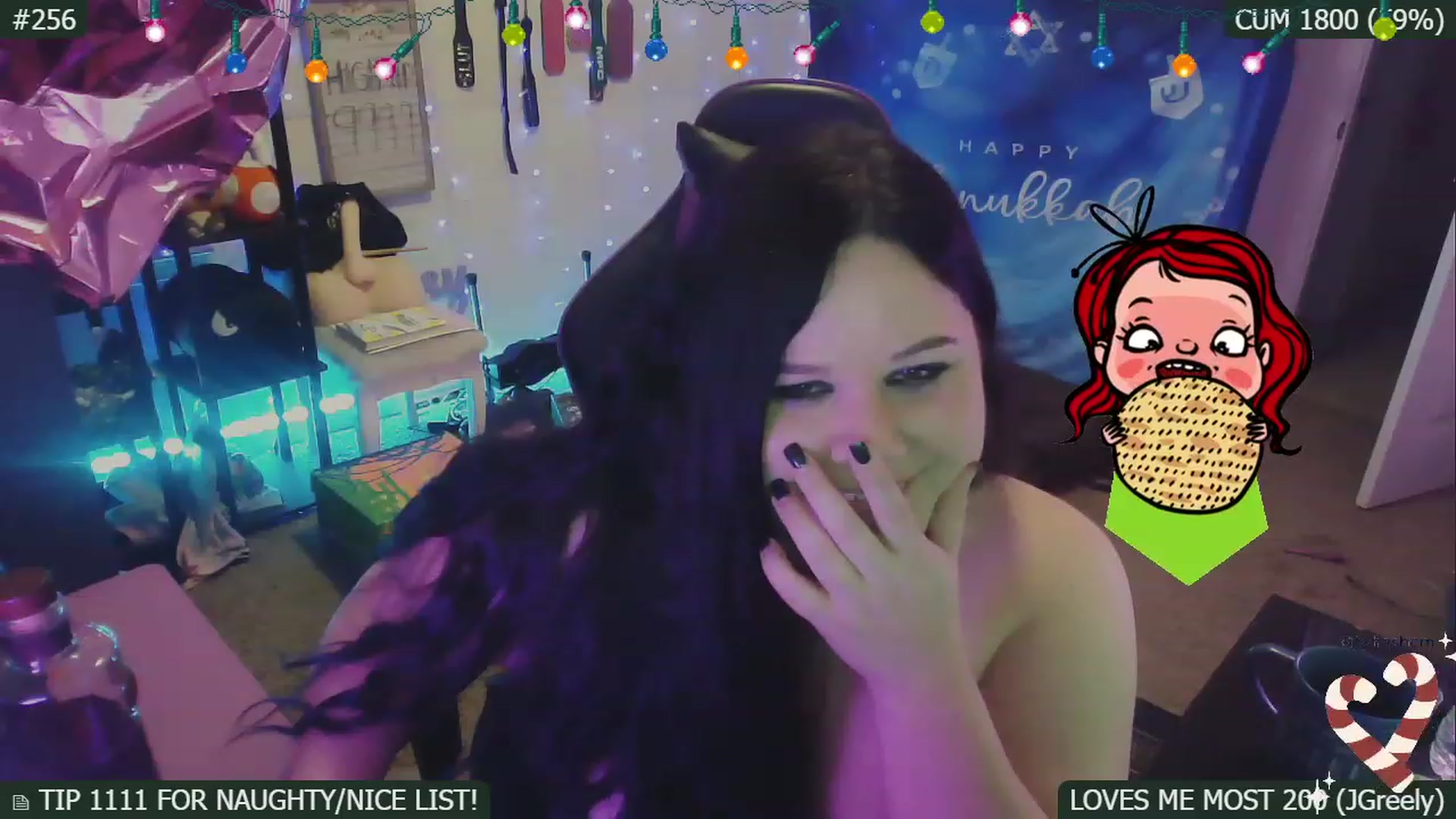 Gallery image thumbnail from HanukkahHoe's myfreecams stream on, 12/23/2022, 09:10 image 19 of 20