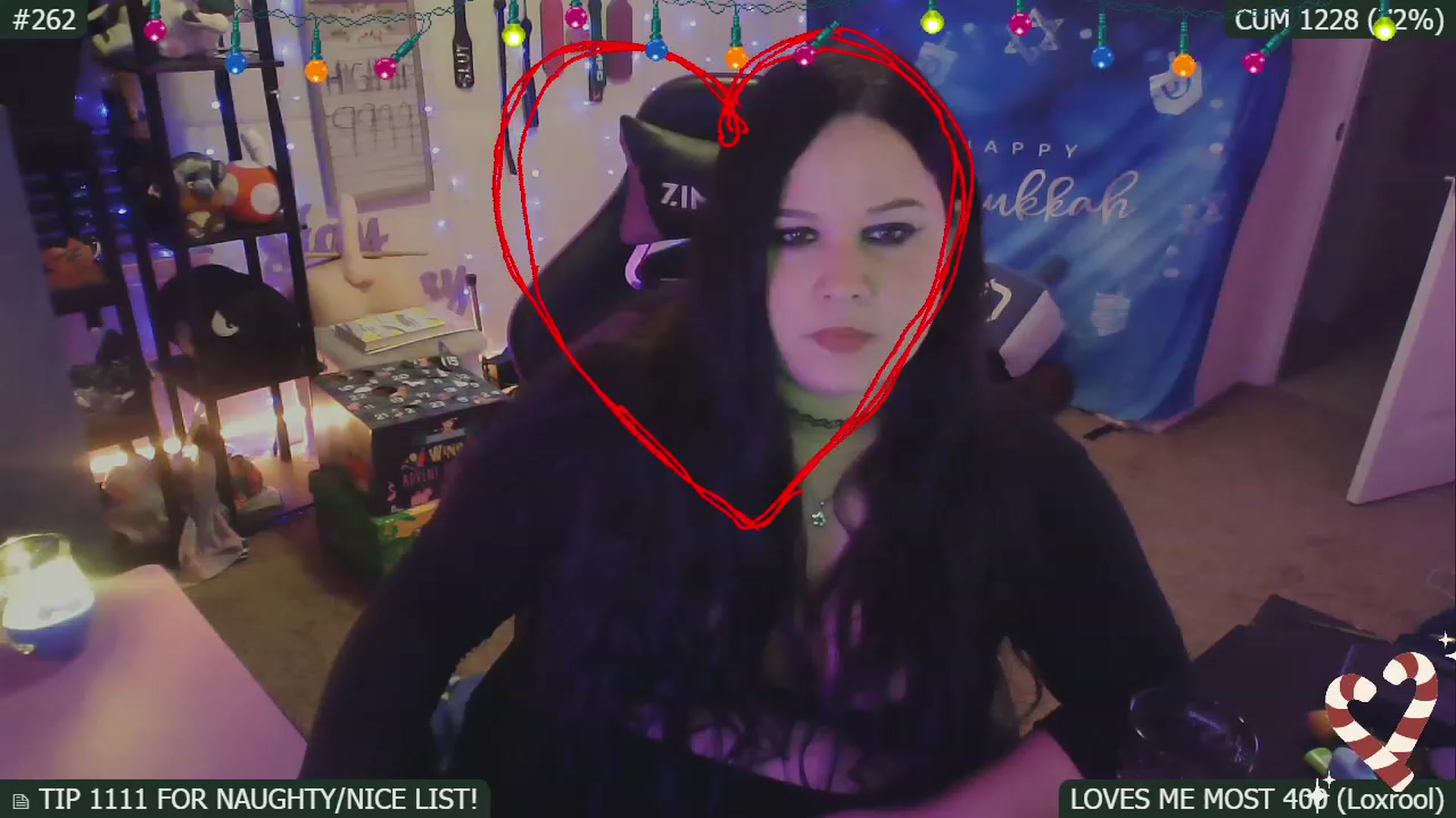 Gallery image thumbnail from HanukkahHoe's myfreecams stream on, 12/24/2022, 04:43 image 14 of 20